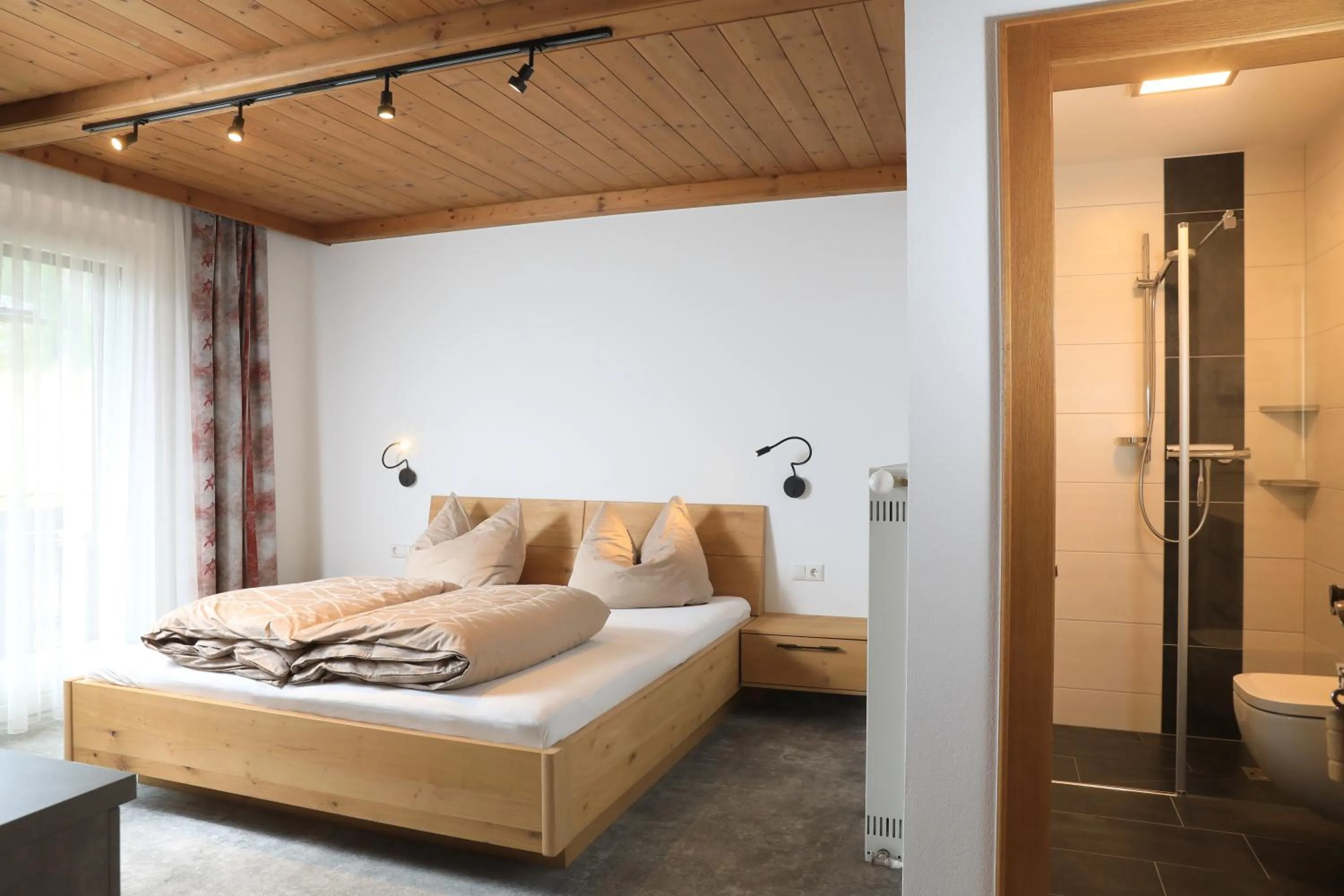 Bed in Frühstückspension Jagdhof