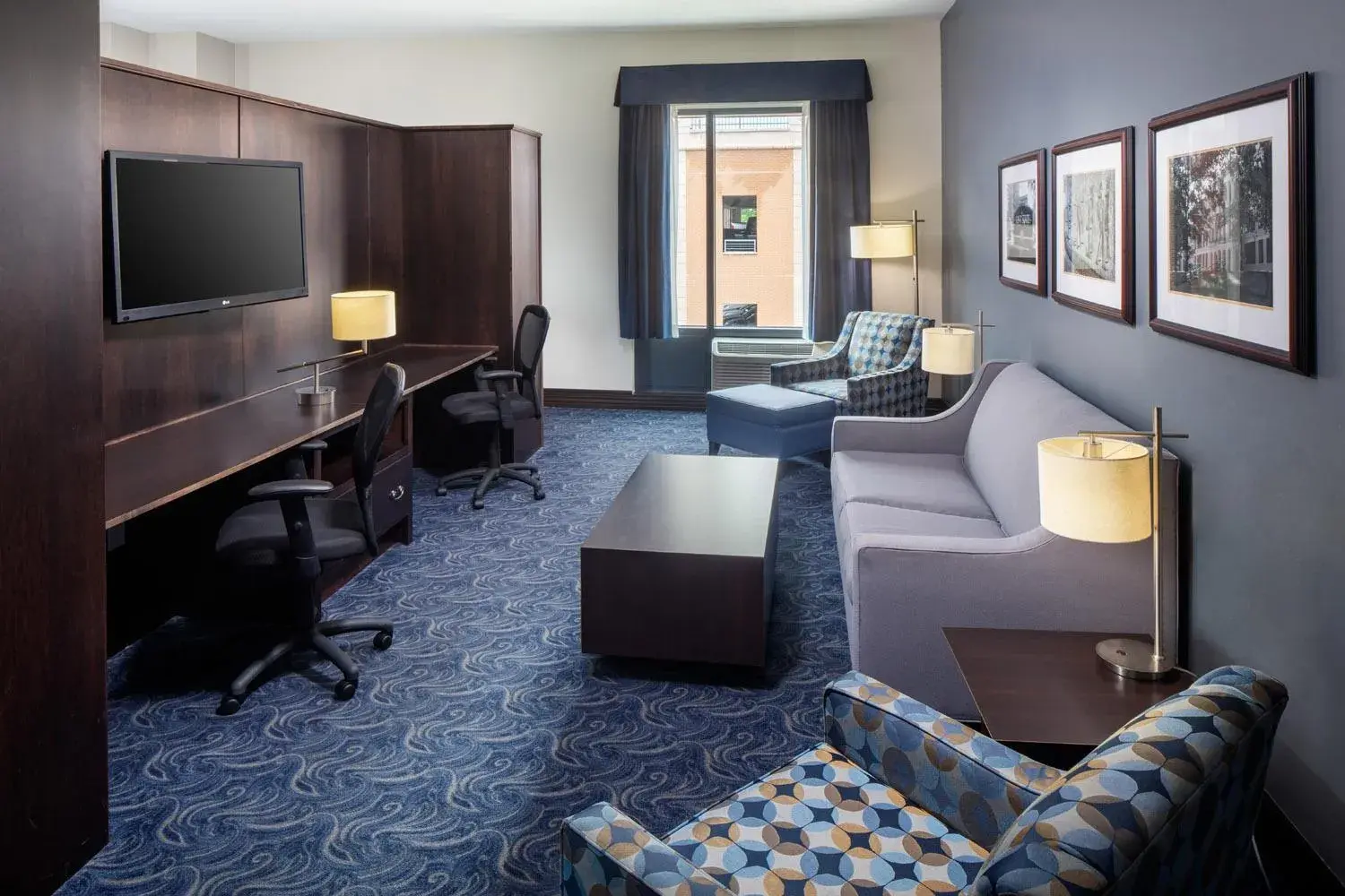 Living room in Kent State University Hotel and Conference Center Living room in Kent State University Hotel and Conference Center
