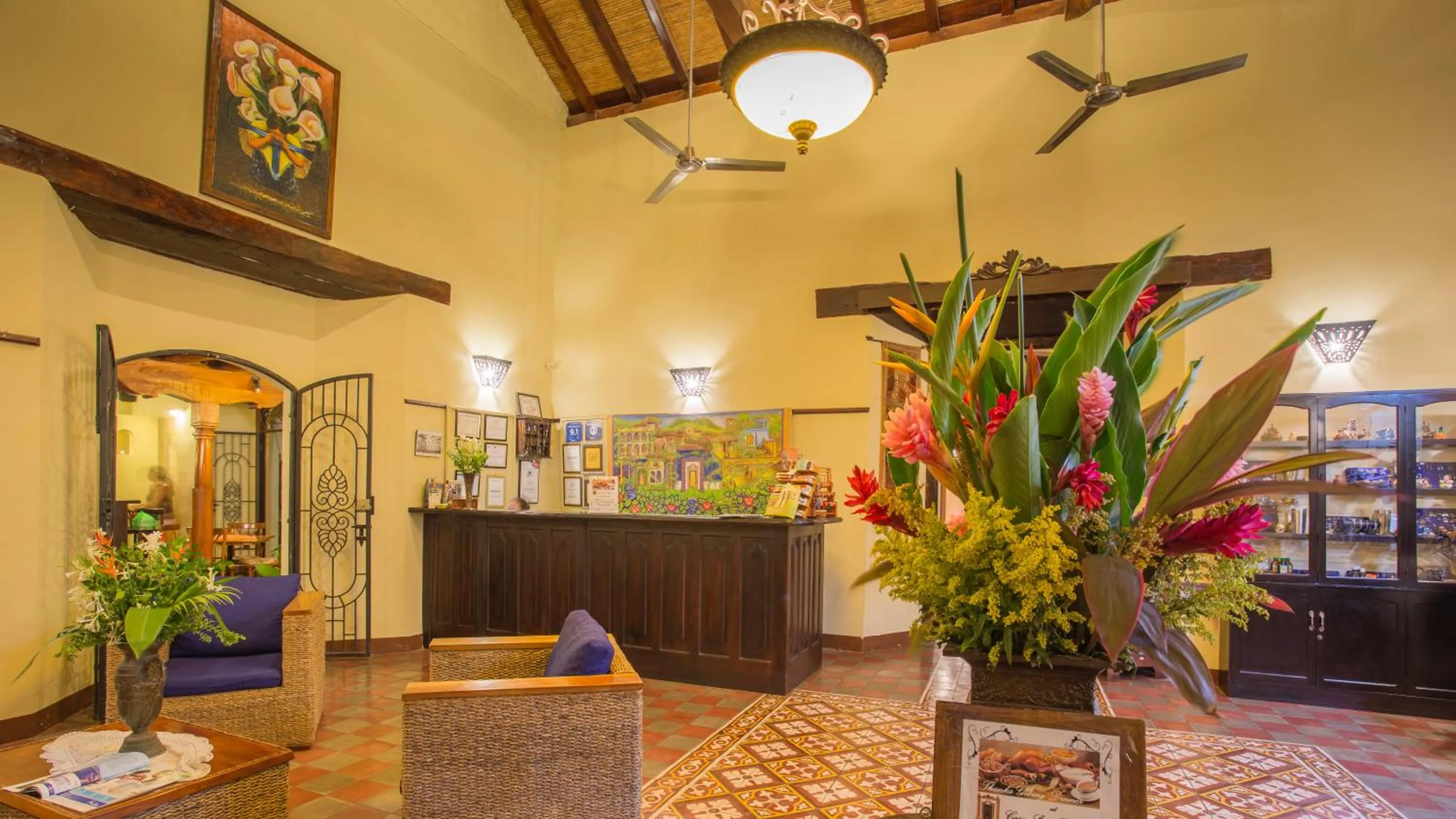 Communal lounge/ TV room in Hotel Casa San Francisco