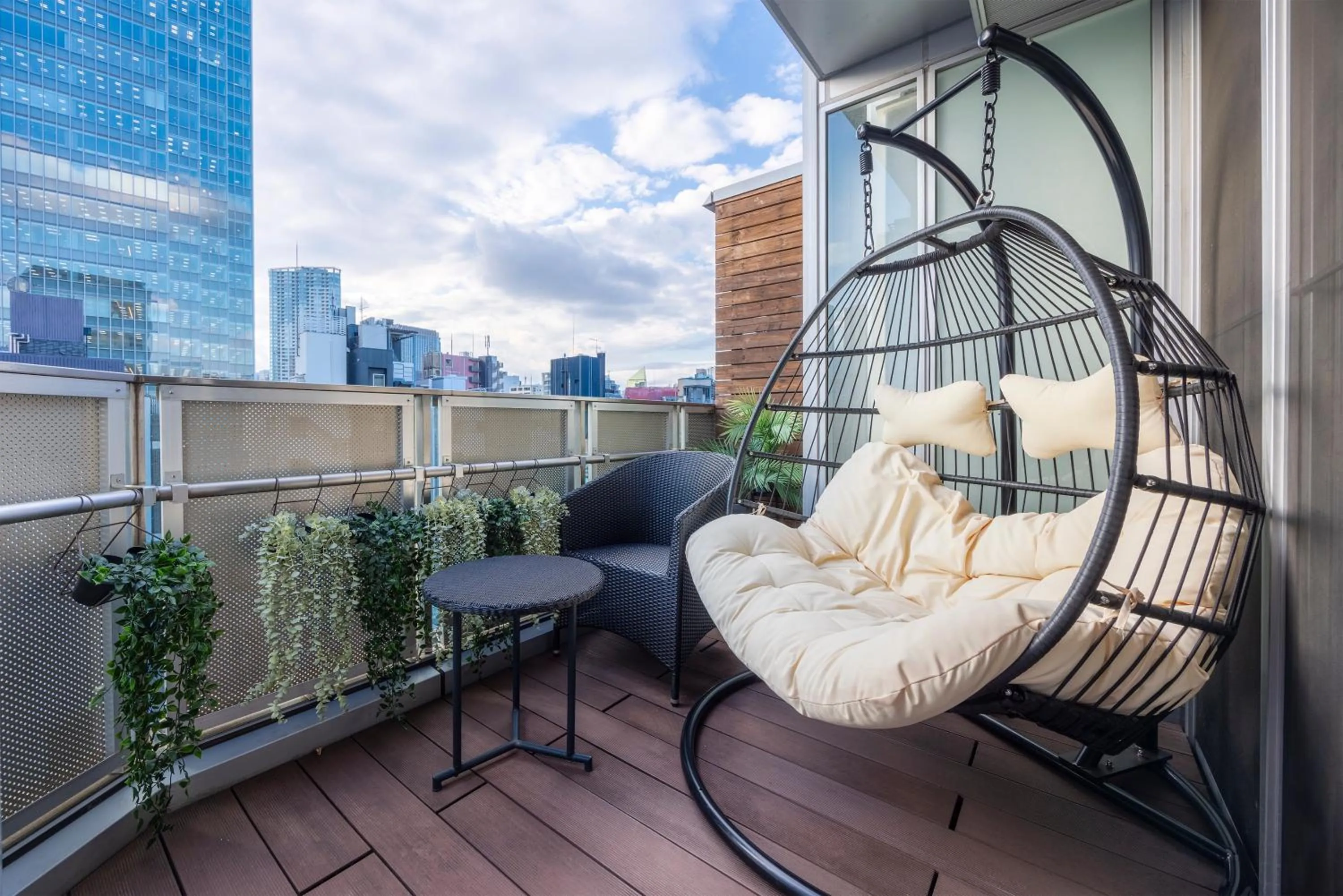 Balcony/Terrace in Centurion Hotel Residential Akasaka Station