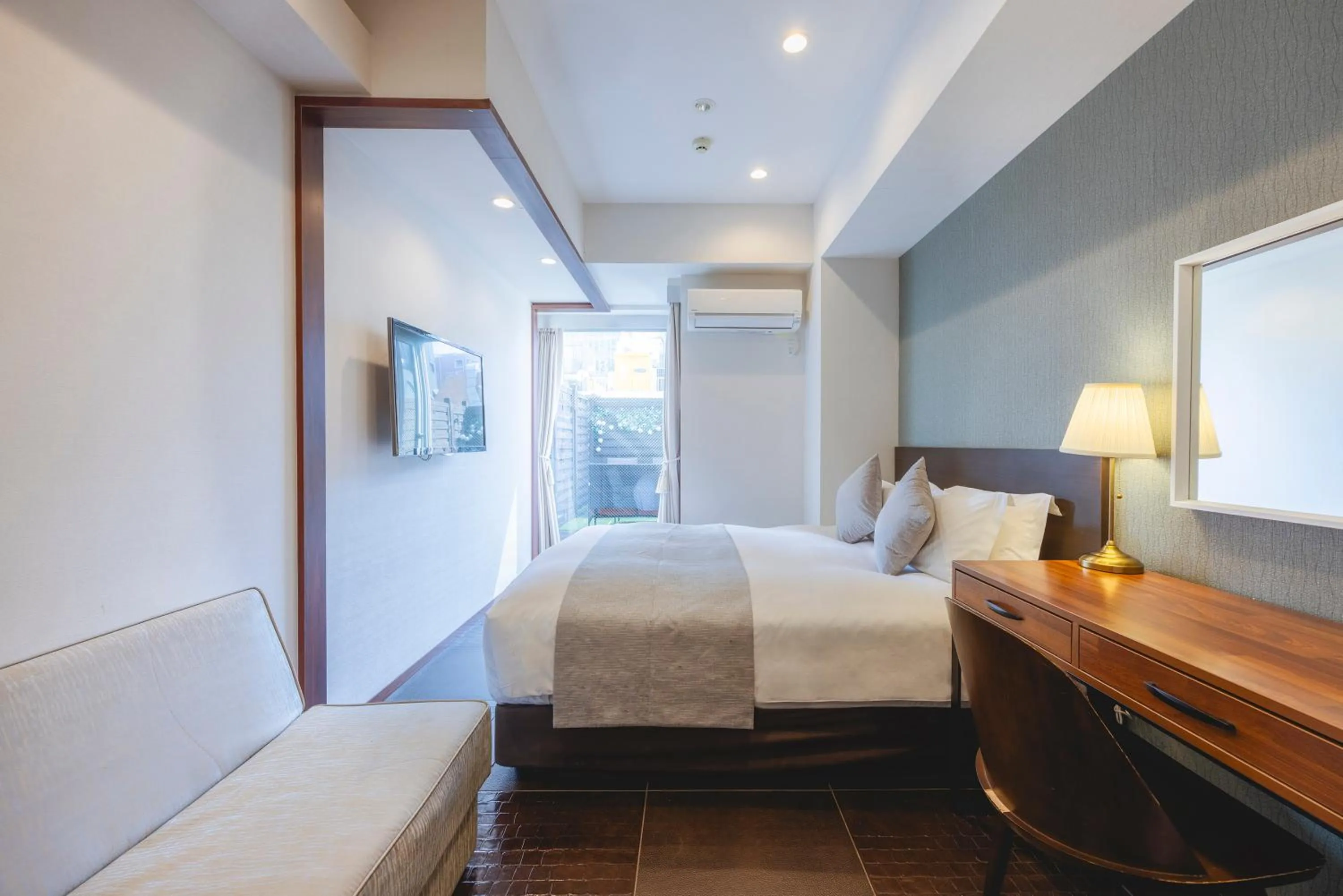 Bed in Centurion Hotel Residential Akasaka Station