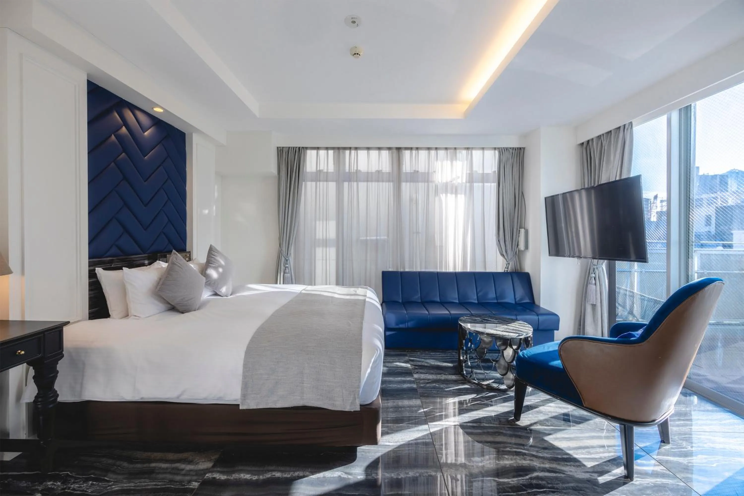 Bed in Centurion Hotel Residential Akasaka Station