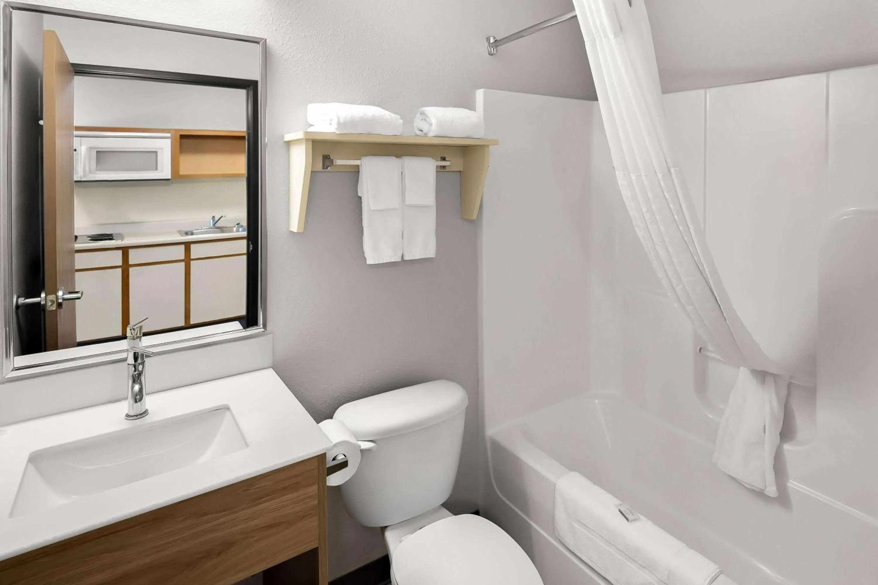 Bathroom in Birch Hill Suites Rochester - Med City