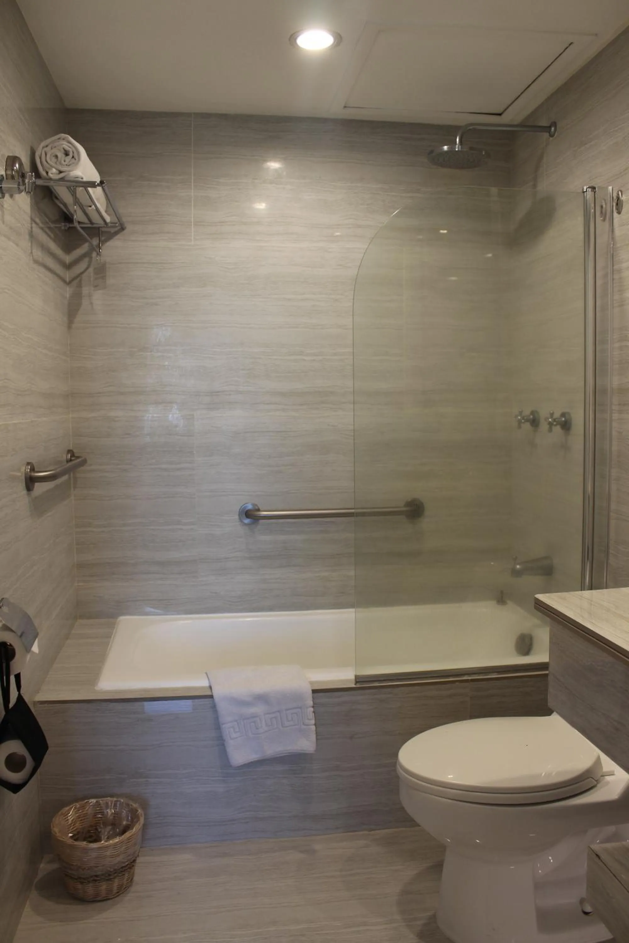 Bathroom in Vivere Hotel and Resorts