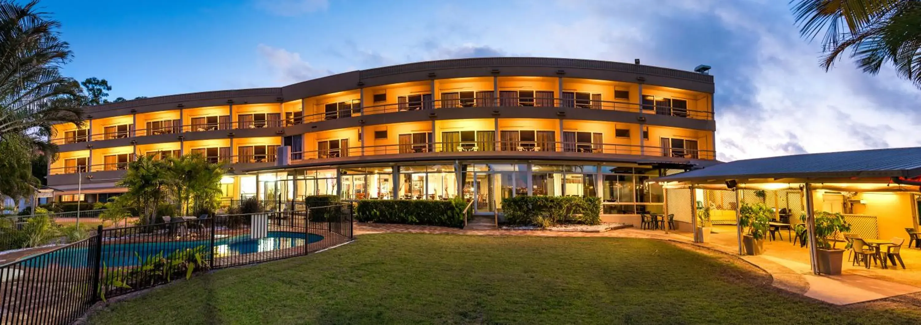 Facade/entrance in Camelot Motel Facade/entrance in Camelot Motel