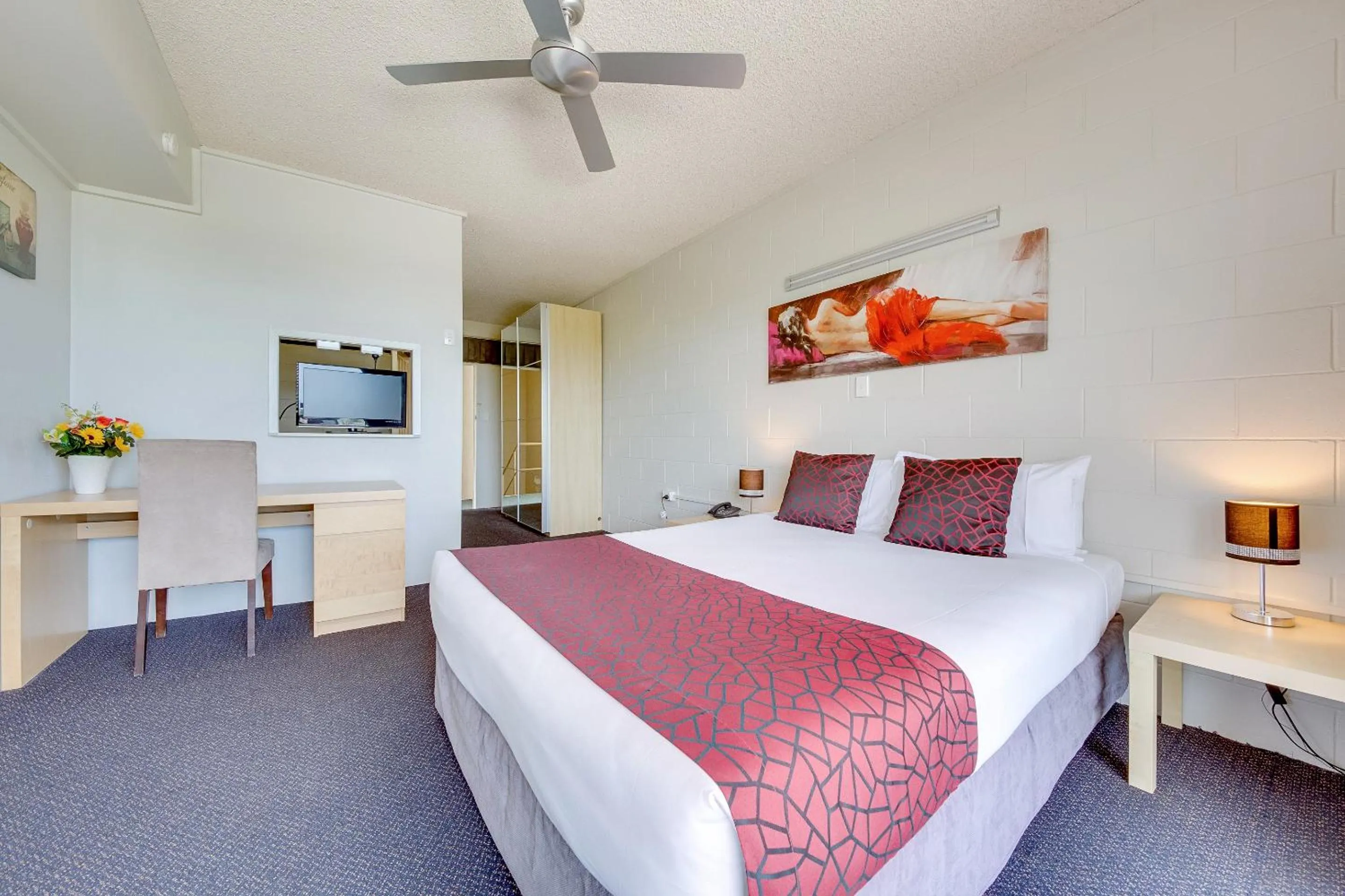 Bed in Camelot Motel Australia