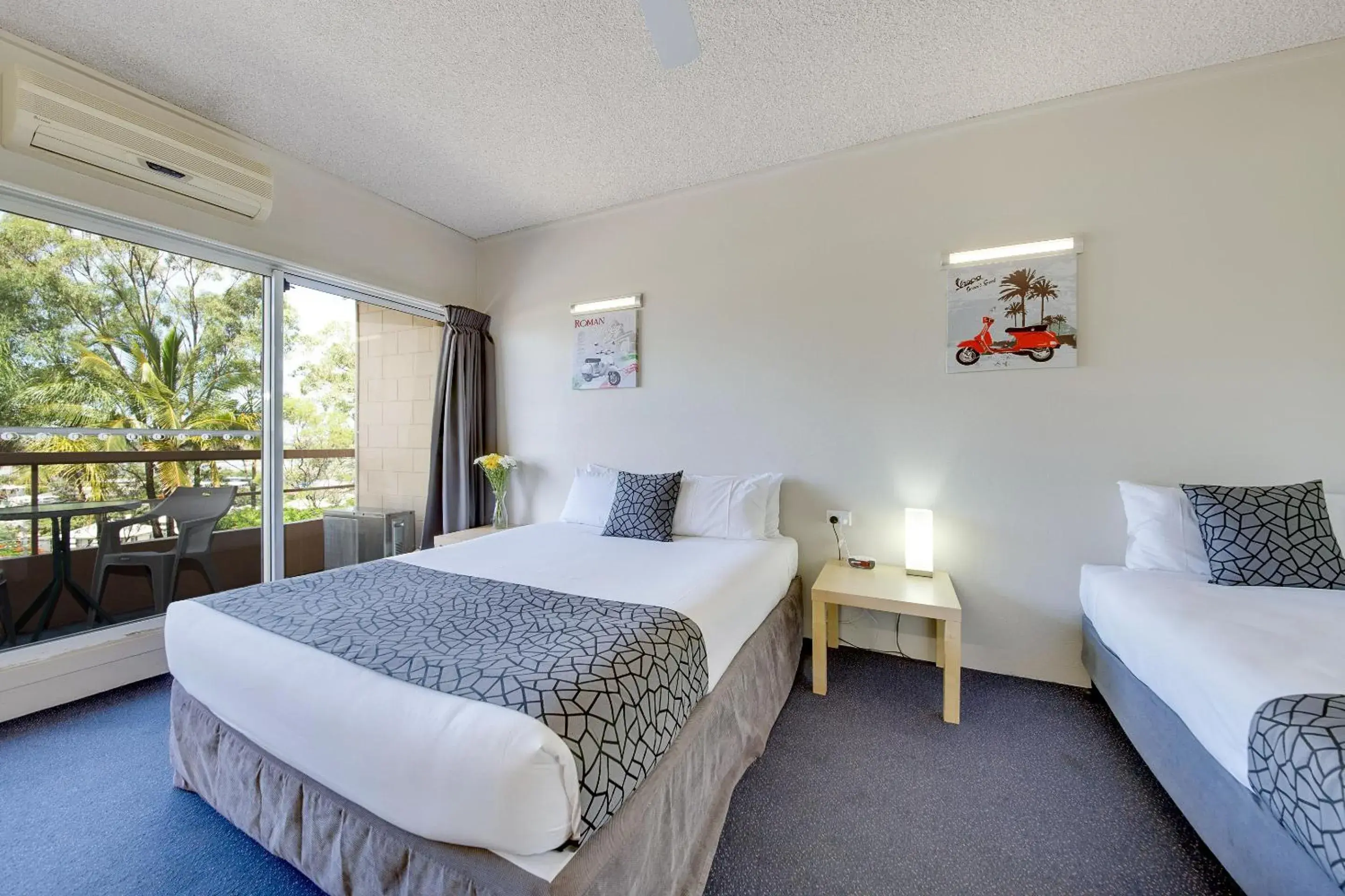 Bed in Camelot Motel Australia Bed in Camelot Motel Australia