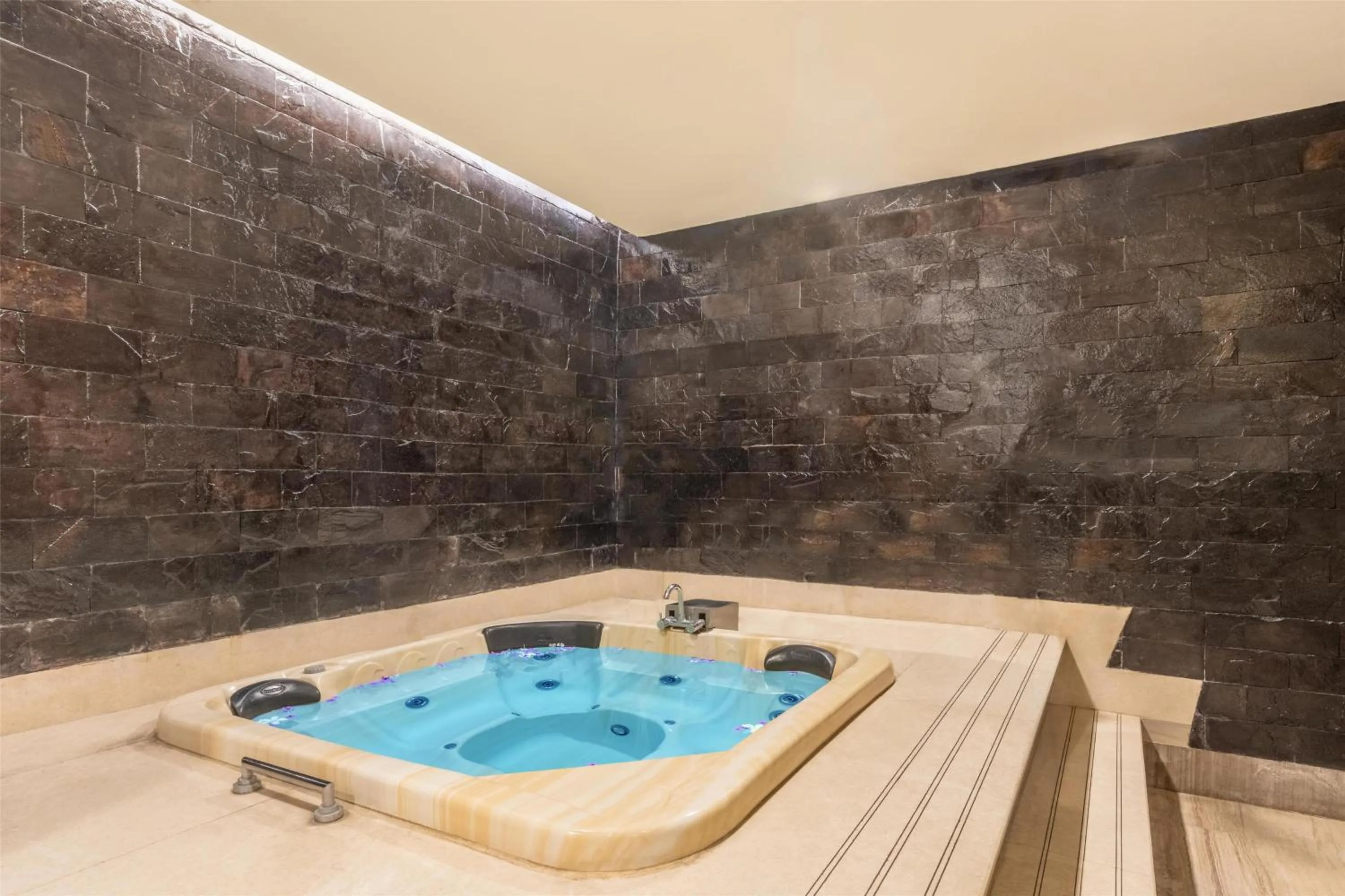 Spa and wellness centre/facilities in Radisson Blu Hotel Rudrapur