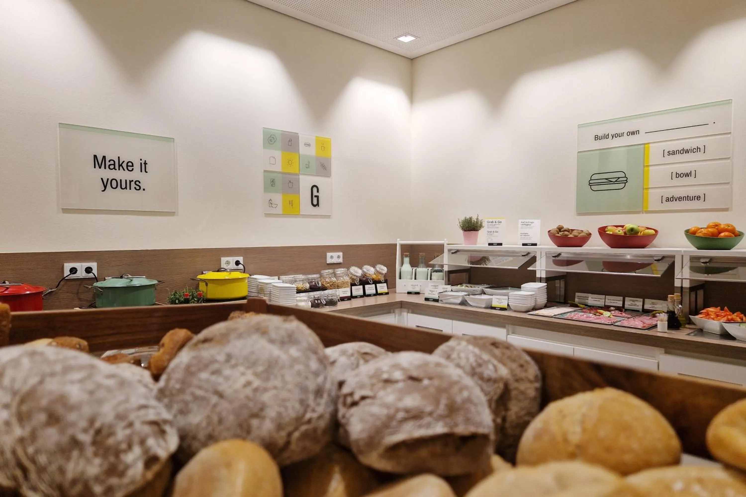 Breakfast in Garner Hotel Berlin - Charlottenburg, an IHG Hotel