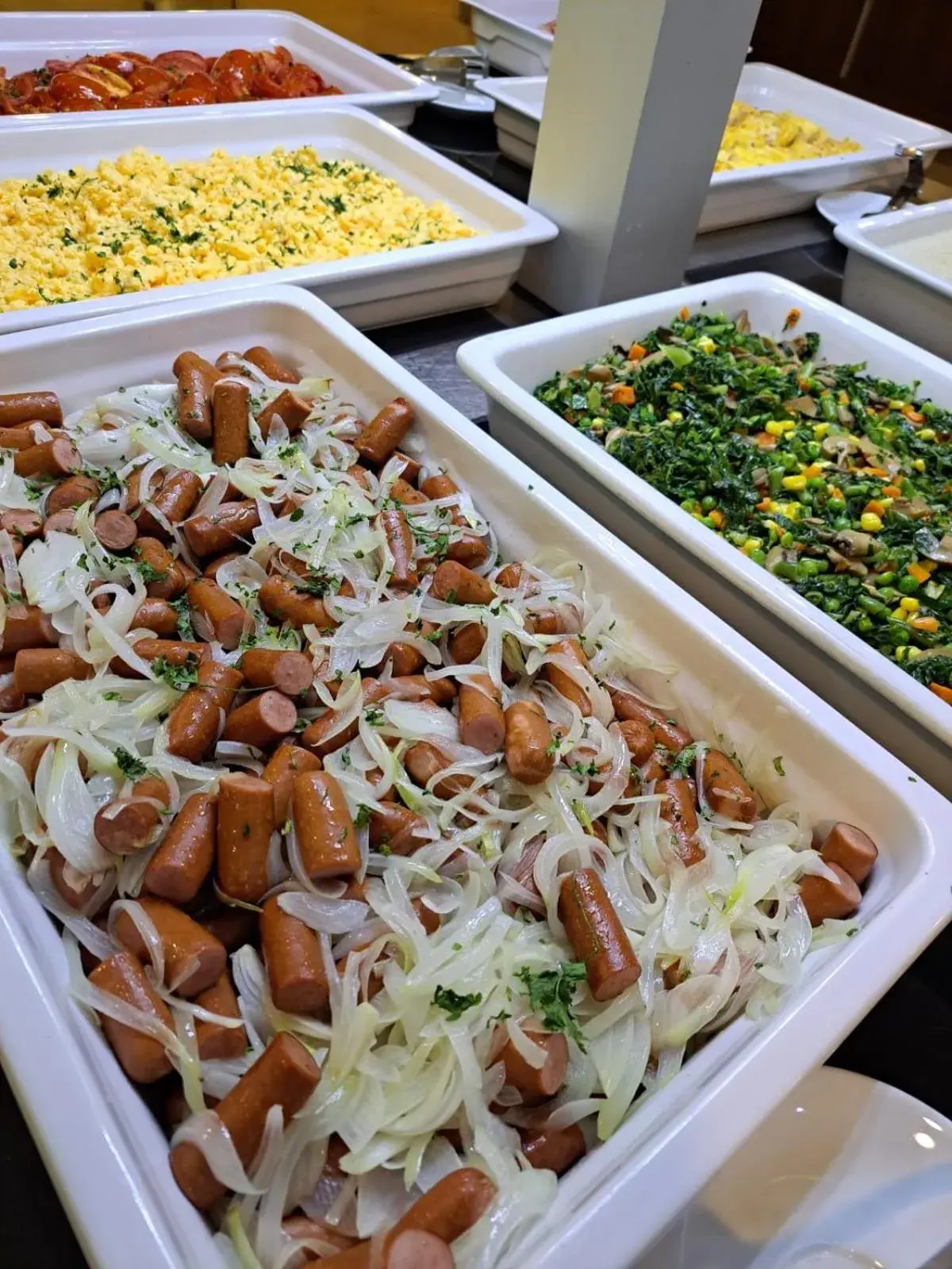 Buffet breakfast in Skyna Hotel Luanda Buffet breakfast in Skyna Hotel Luanda