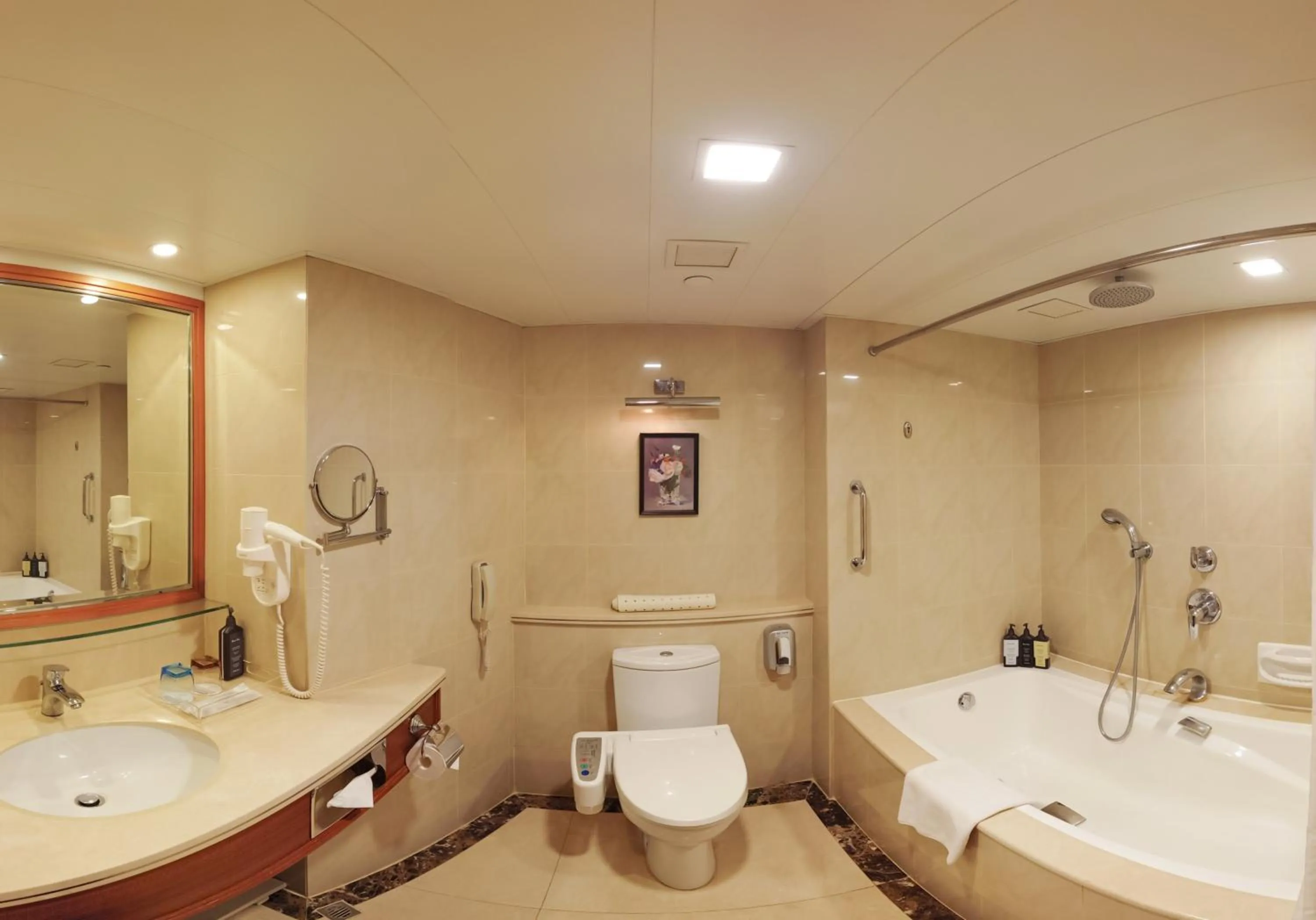 Shower in South Pacific Hotel