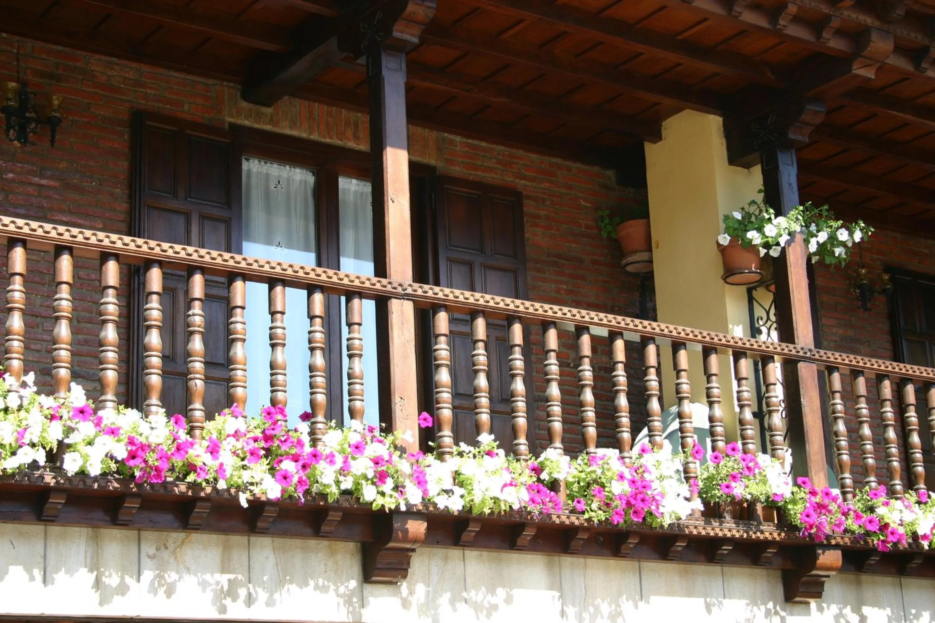 Day in Hosteria Peña Sagra