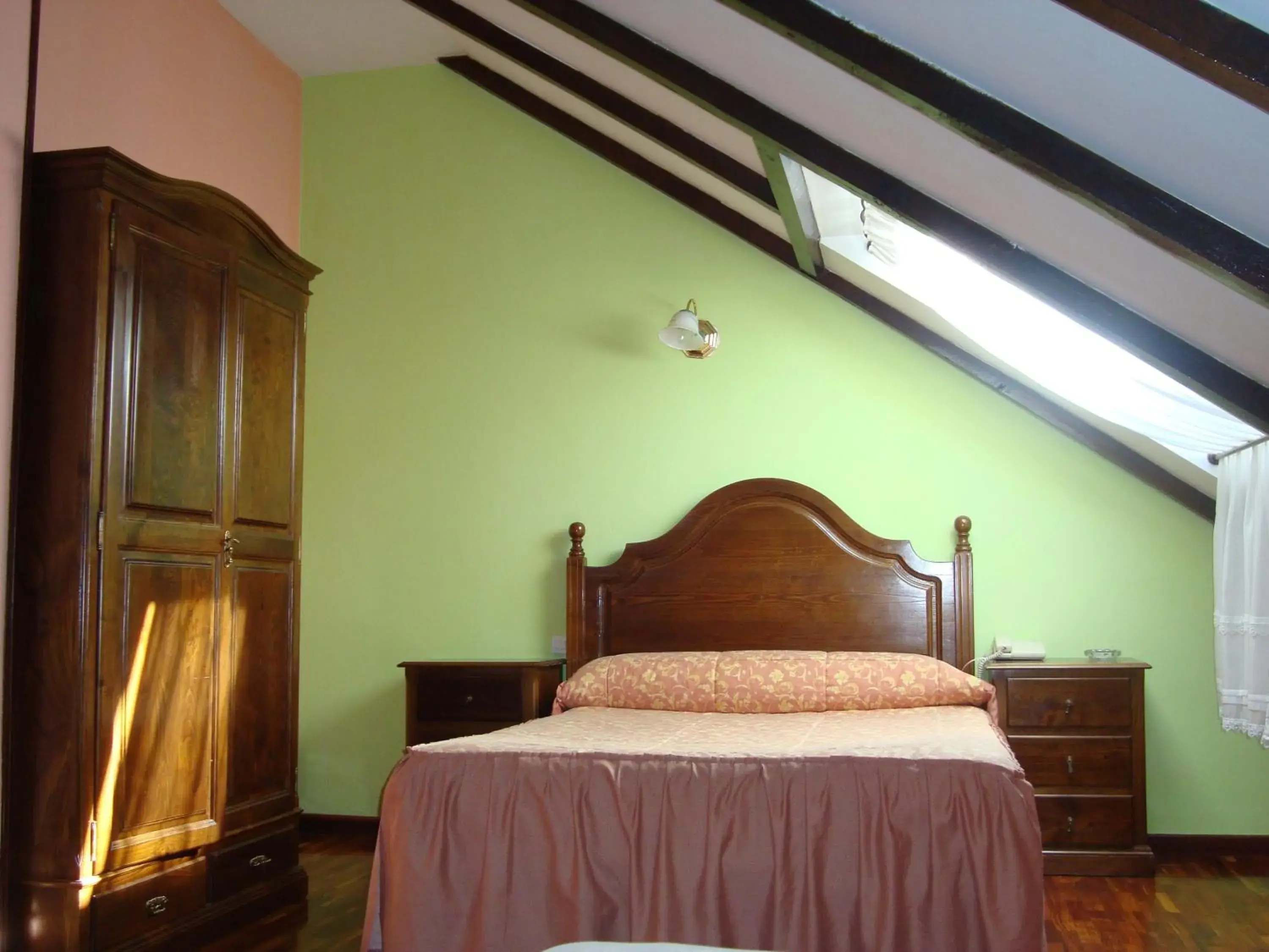 Double or Twin Room in Hosteria Peña Sagra Double or Twin Room in Hosteria Peña Sagra