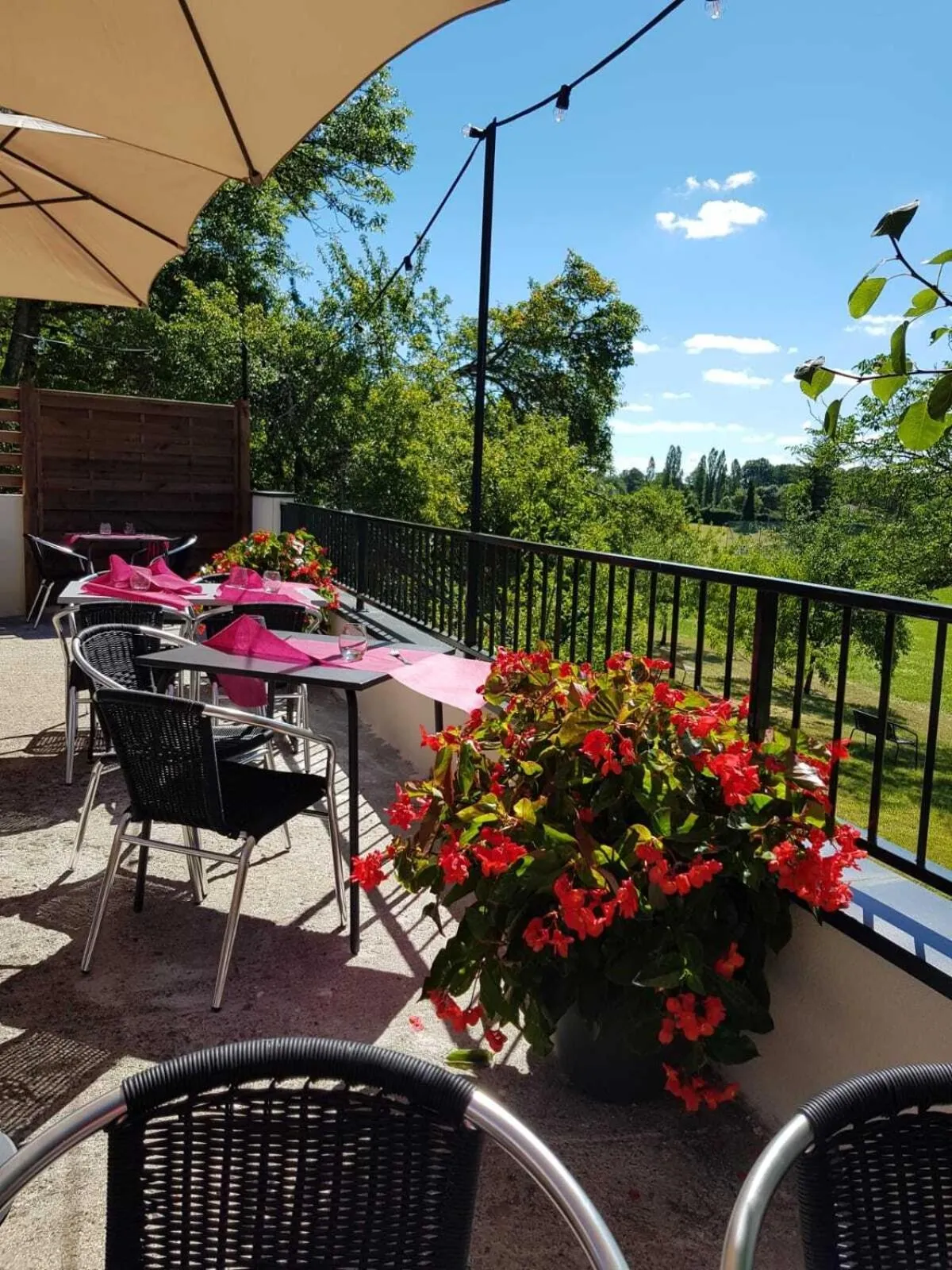 Property building in Auberge d'ici et d'ailleurs