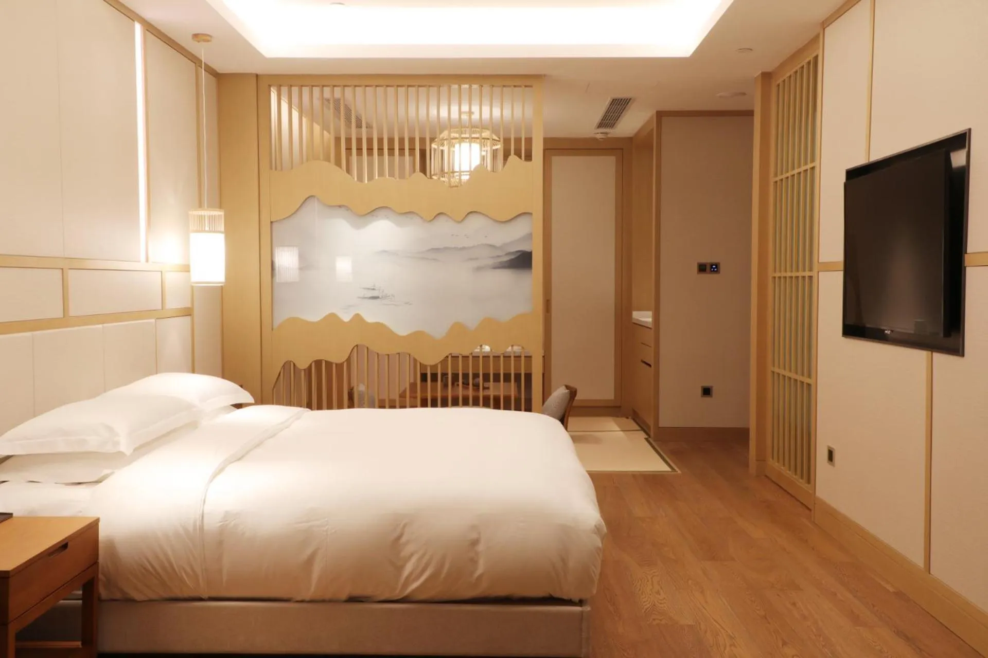 Bedroom, Bed in G-Luxe by Gloria Taimei Suzhou