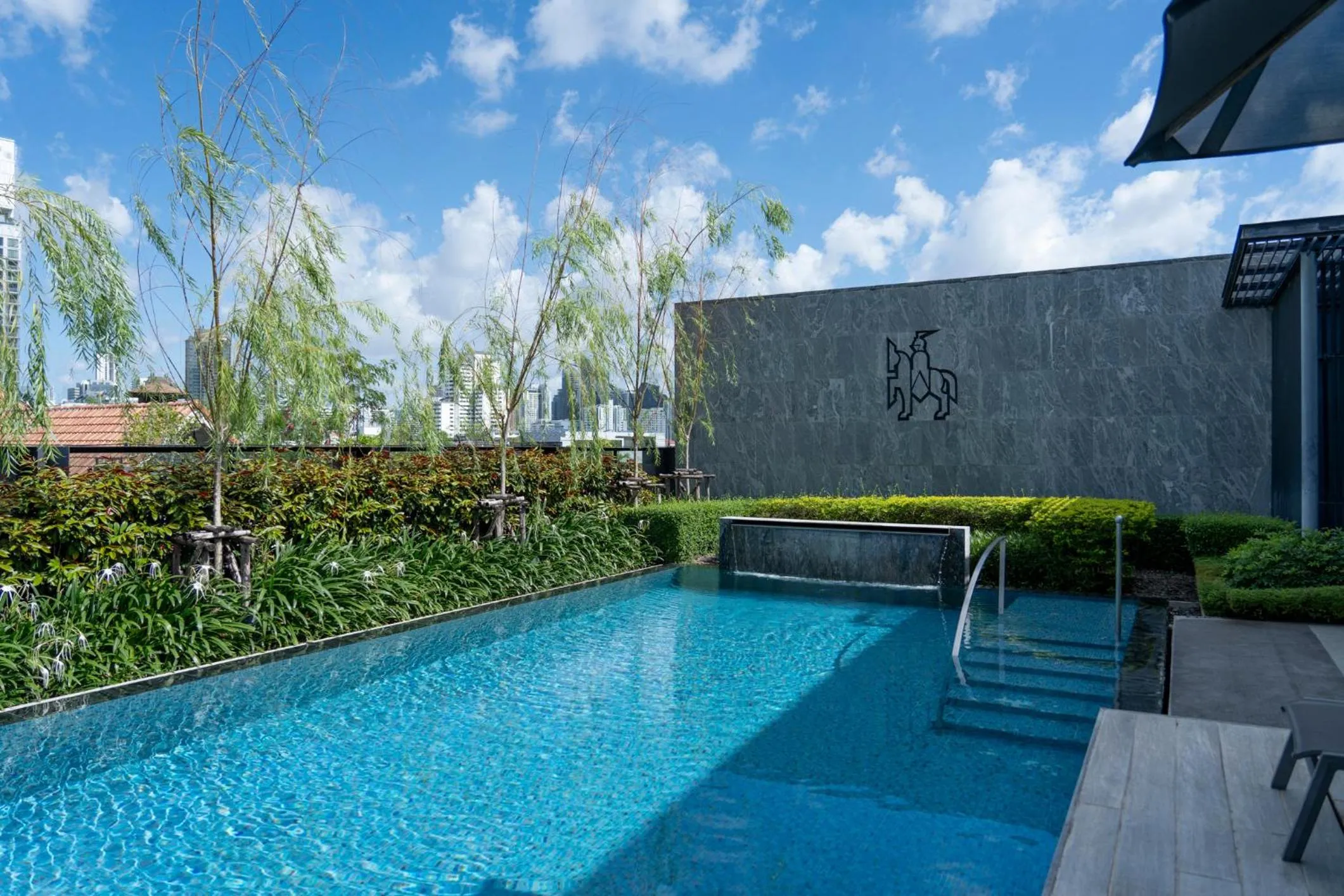 Pool view in Walton Suites Sukhumvit