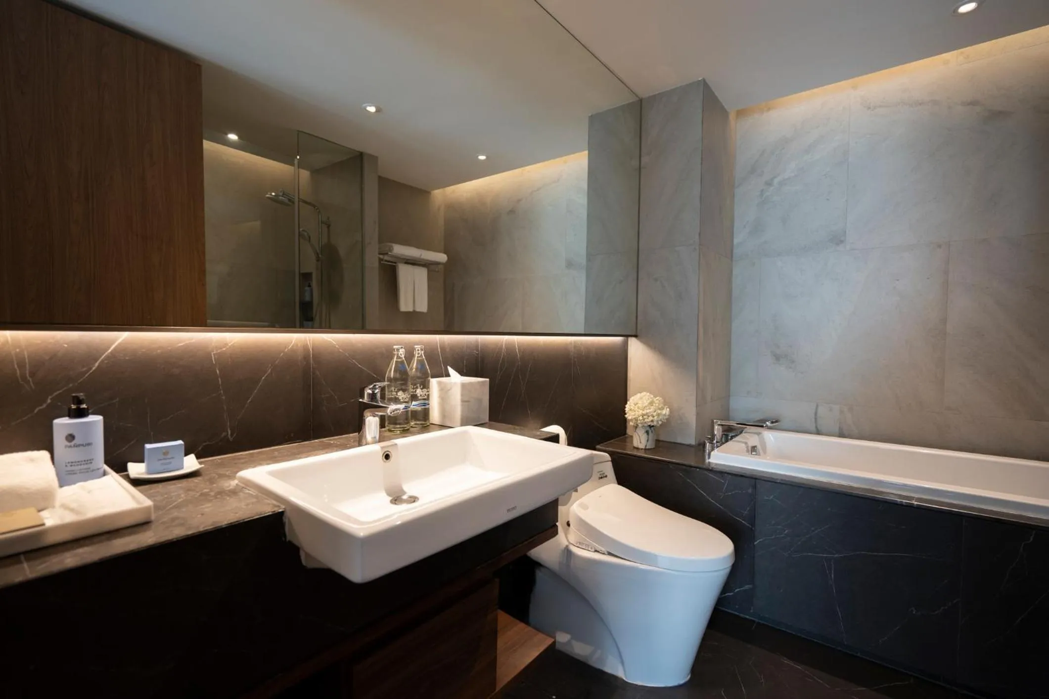 Toilet in Walton Suites Sukhumvit