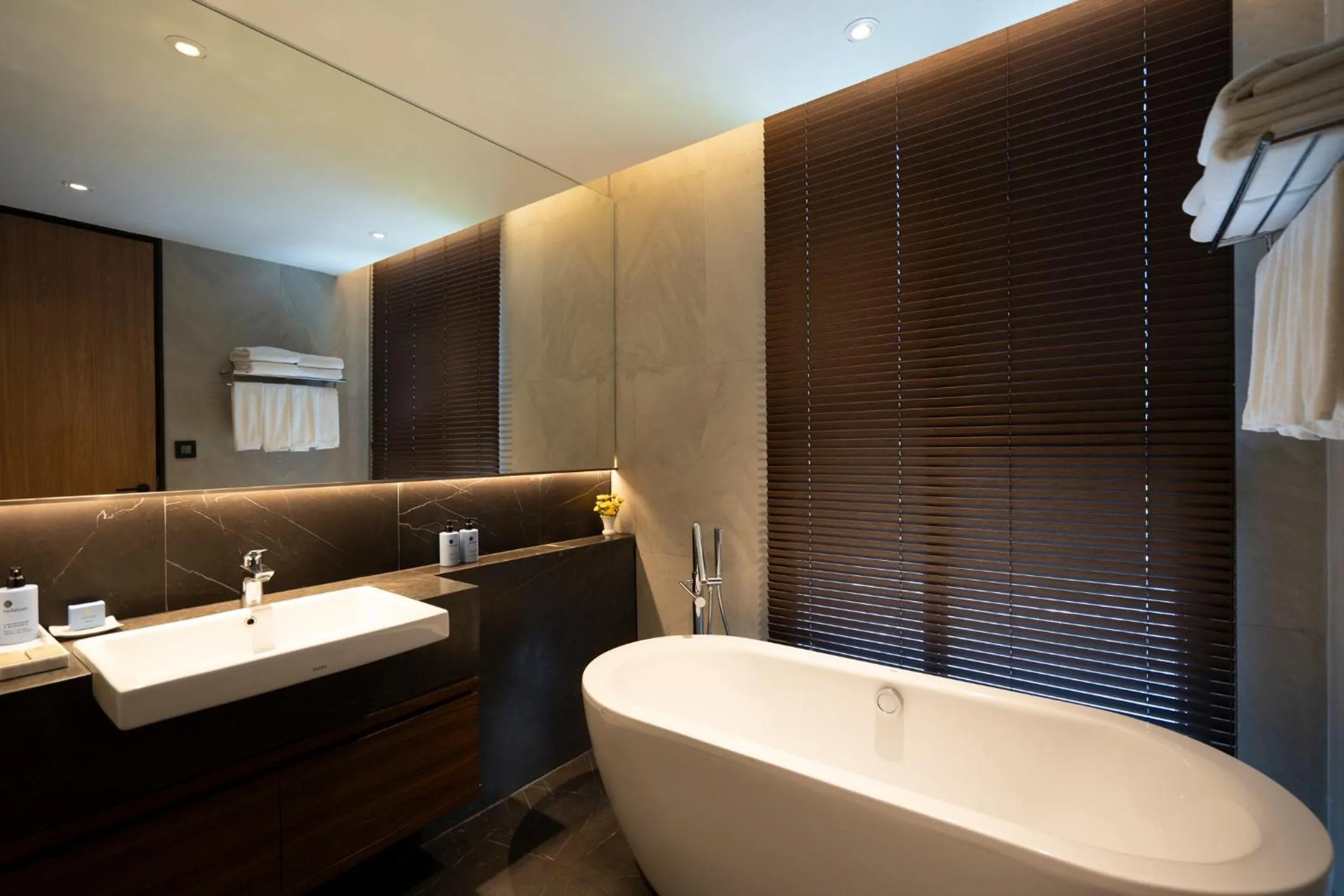 Bathroom in Walton Suites Sukhumvit