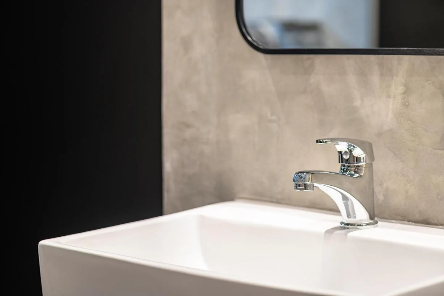 Shower in Siam Subway Hostel and Café