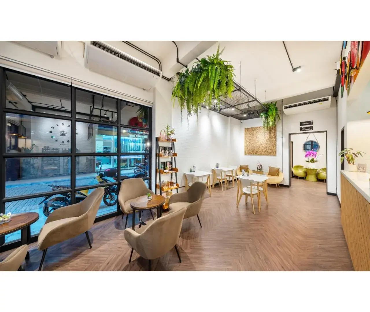 Lobby or reception in Siam Subway Hostel and Café Lobby or reception in Siam Subway Hostel and Café