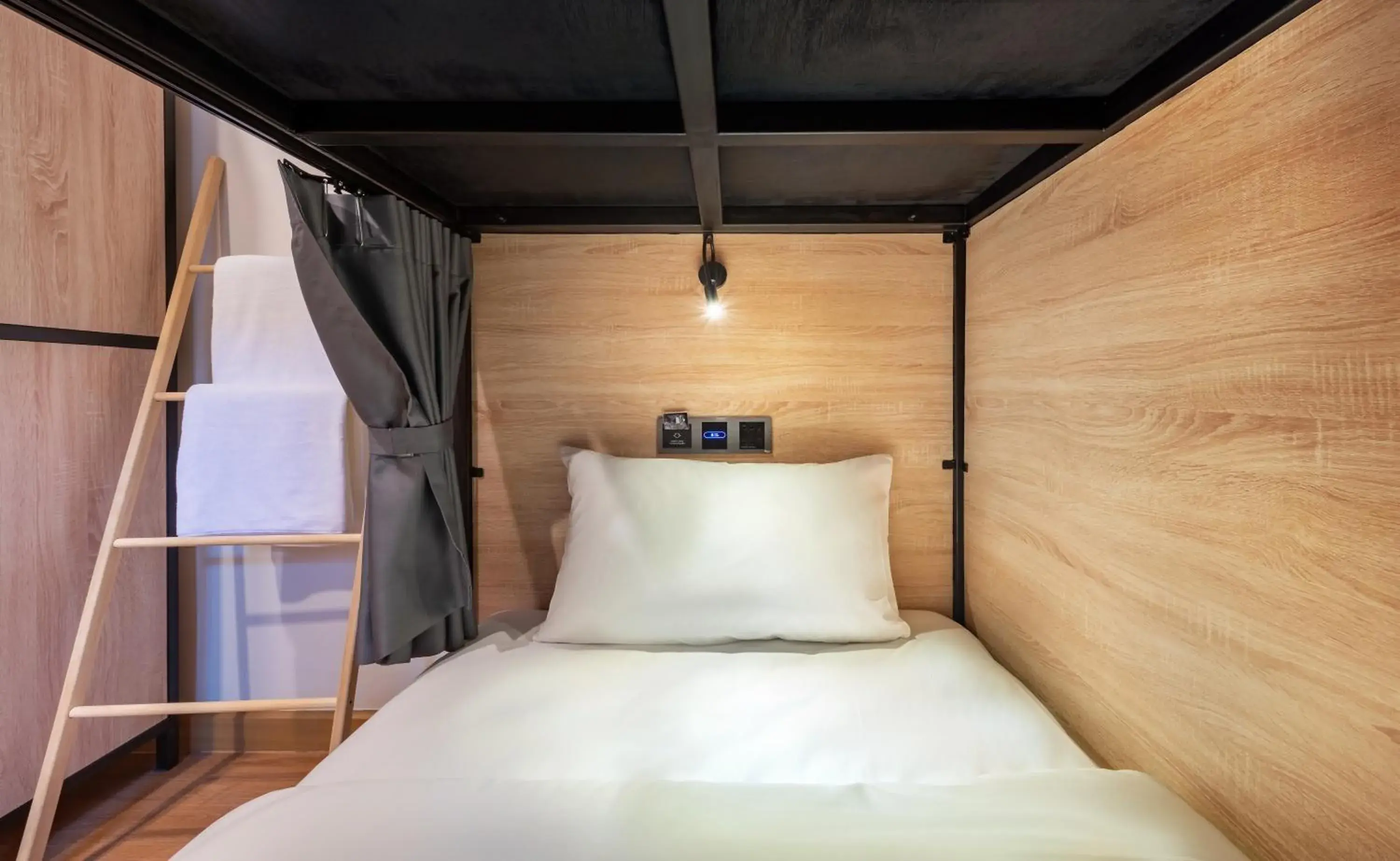 Bed in Siam Subway Hostel and Café Bed in Siam Subway Hostel and Café