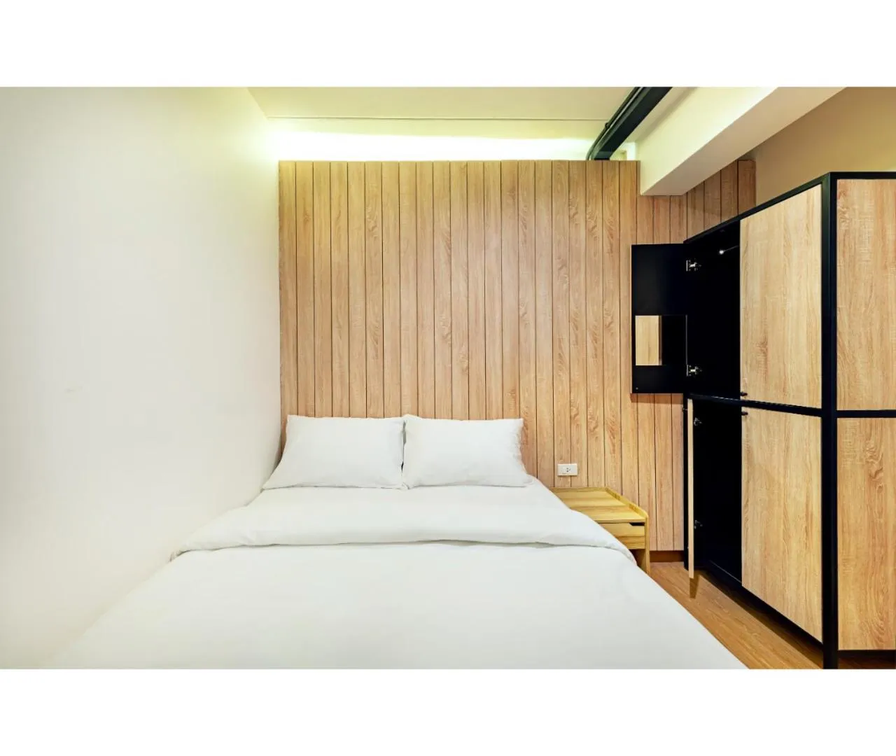 Bed in Siam Subway Hostel and Café