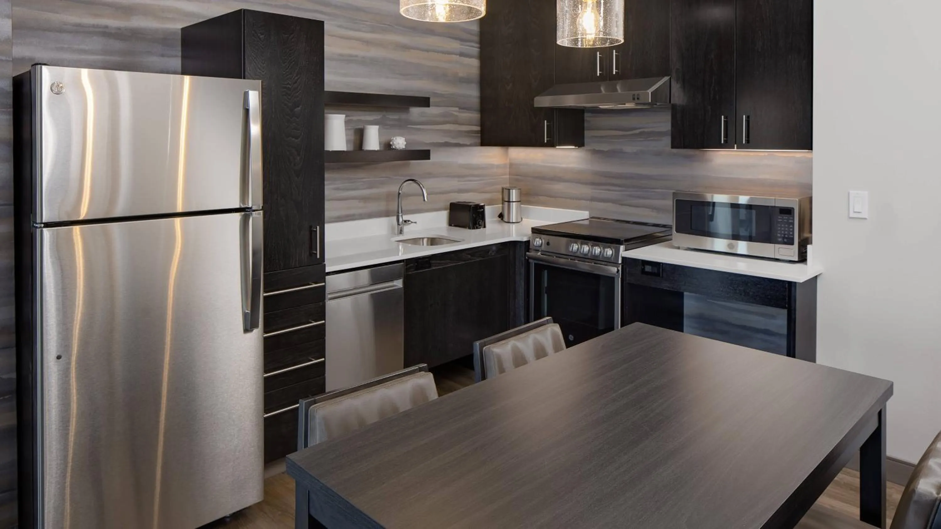 kitchen in Residence Inn by Marriott Detroit Farmington Hills