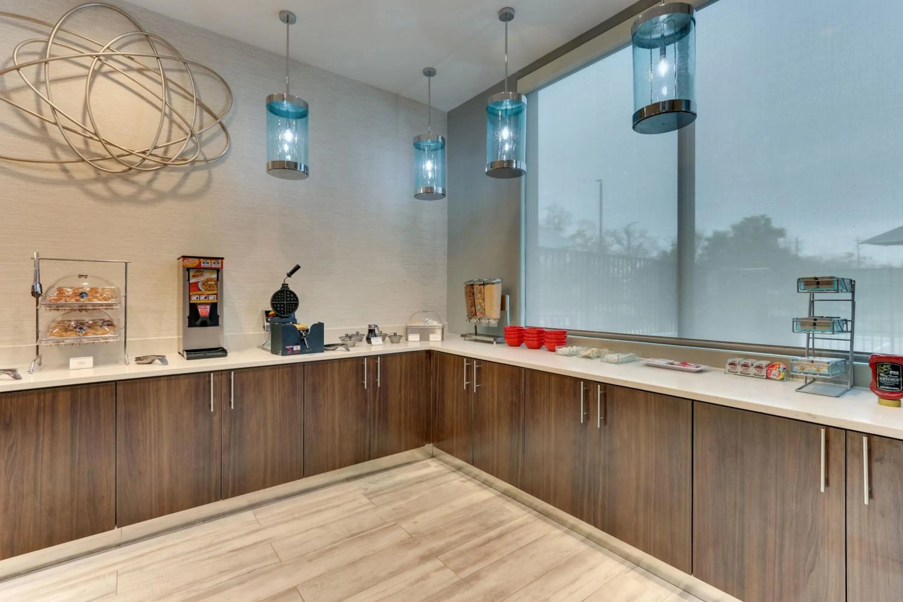 Breakfast in TownePlace Suites Houston I-10 East