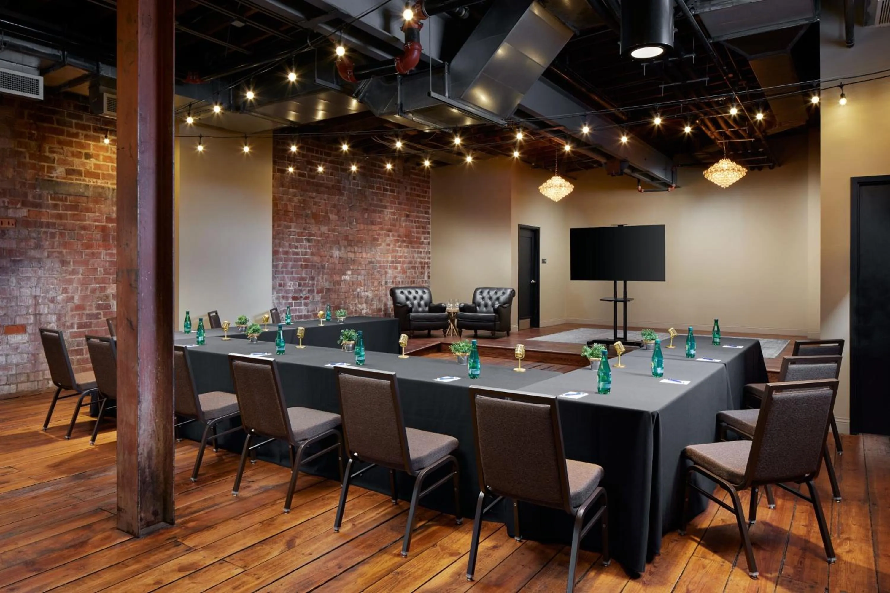 Meeting/conference room in The Sessions Hotel, Bristol, a Tribute Portfolio Hotel