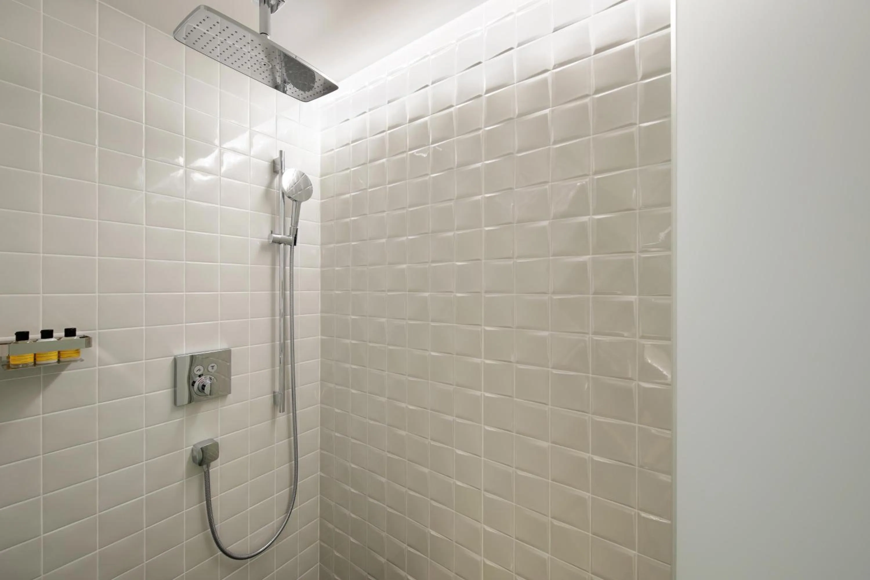 Bathroom in Aloft Tokyo Ginza