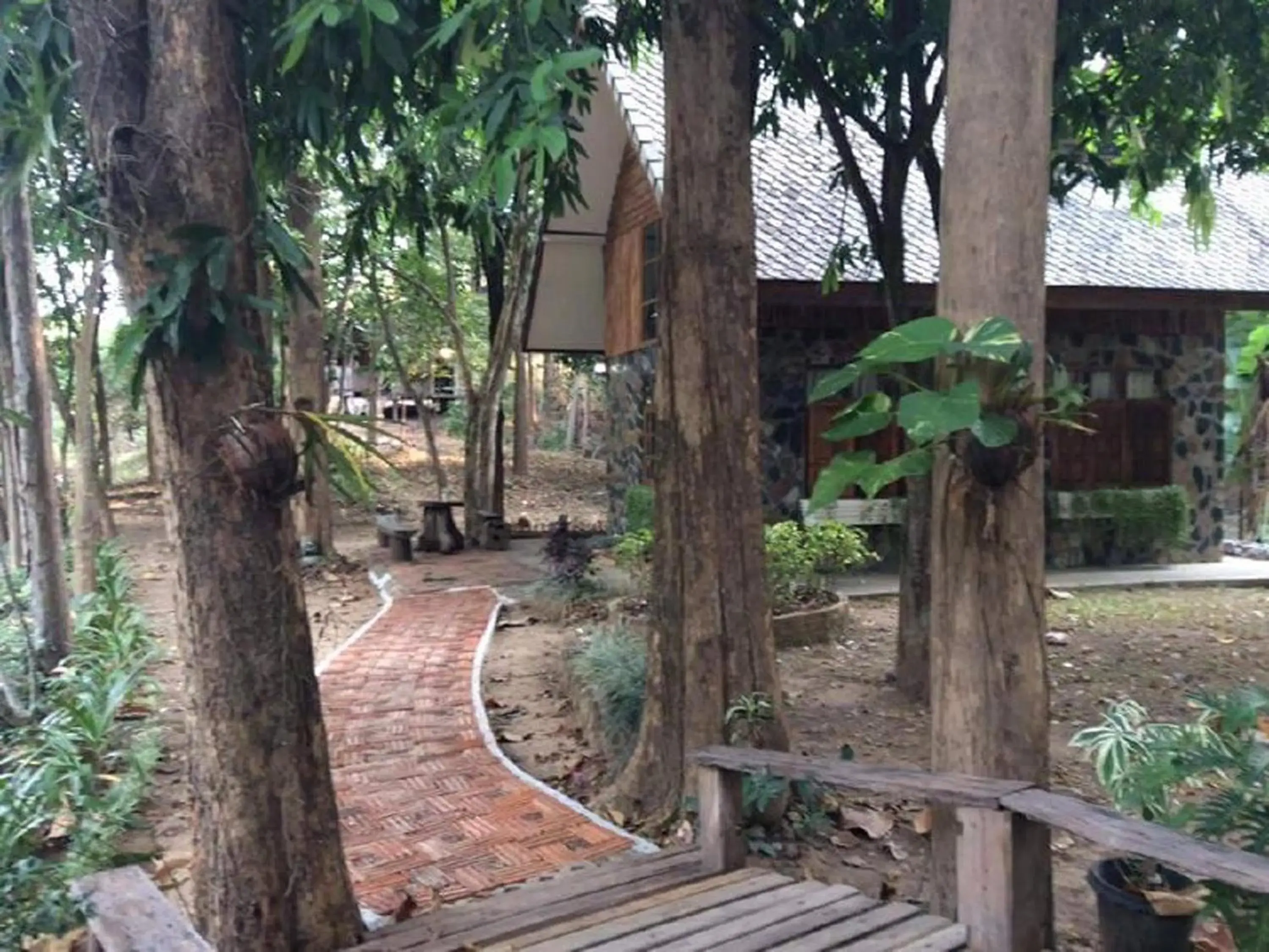 Property building in Bhupimarn Garden House Property building in Bhupimarn Garden House