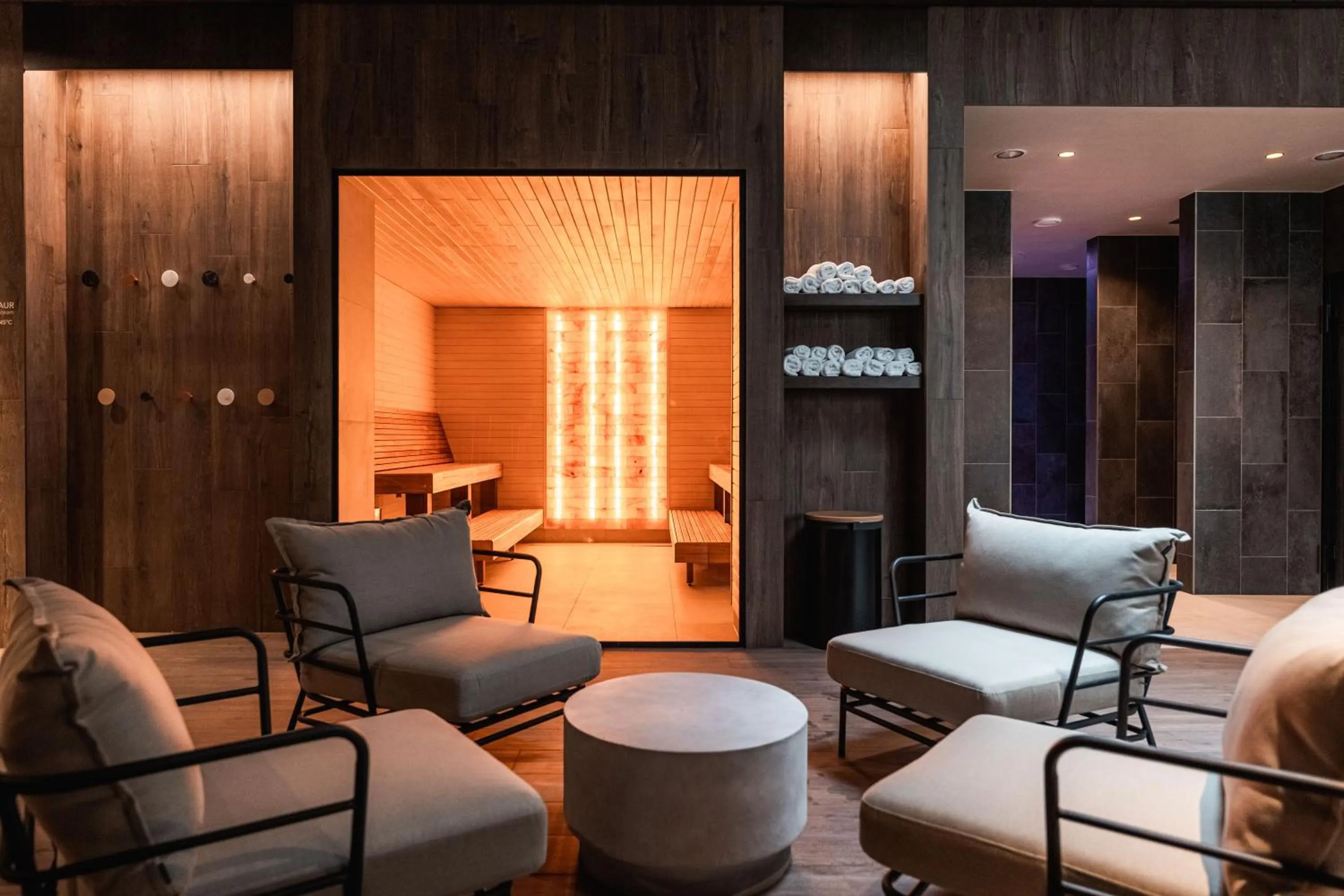 Sauna in Ö Seaside Suites & SPA