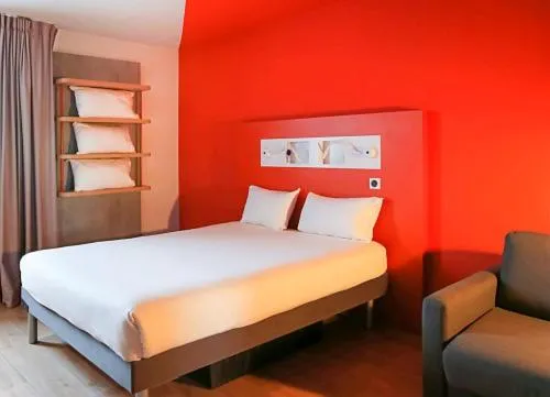 Bed in ibis budget Beauvais Aeroport