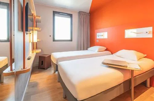 Bed in ibis budget Beauvais Aeroport