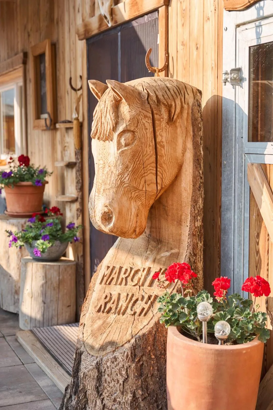 Balcony/Terrace in B&B Margit's Ranch Urlaub am Pferdehof