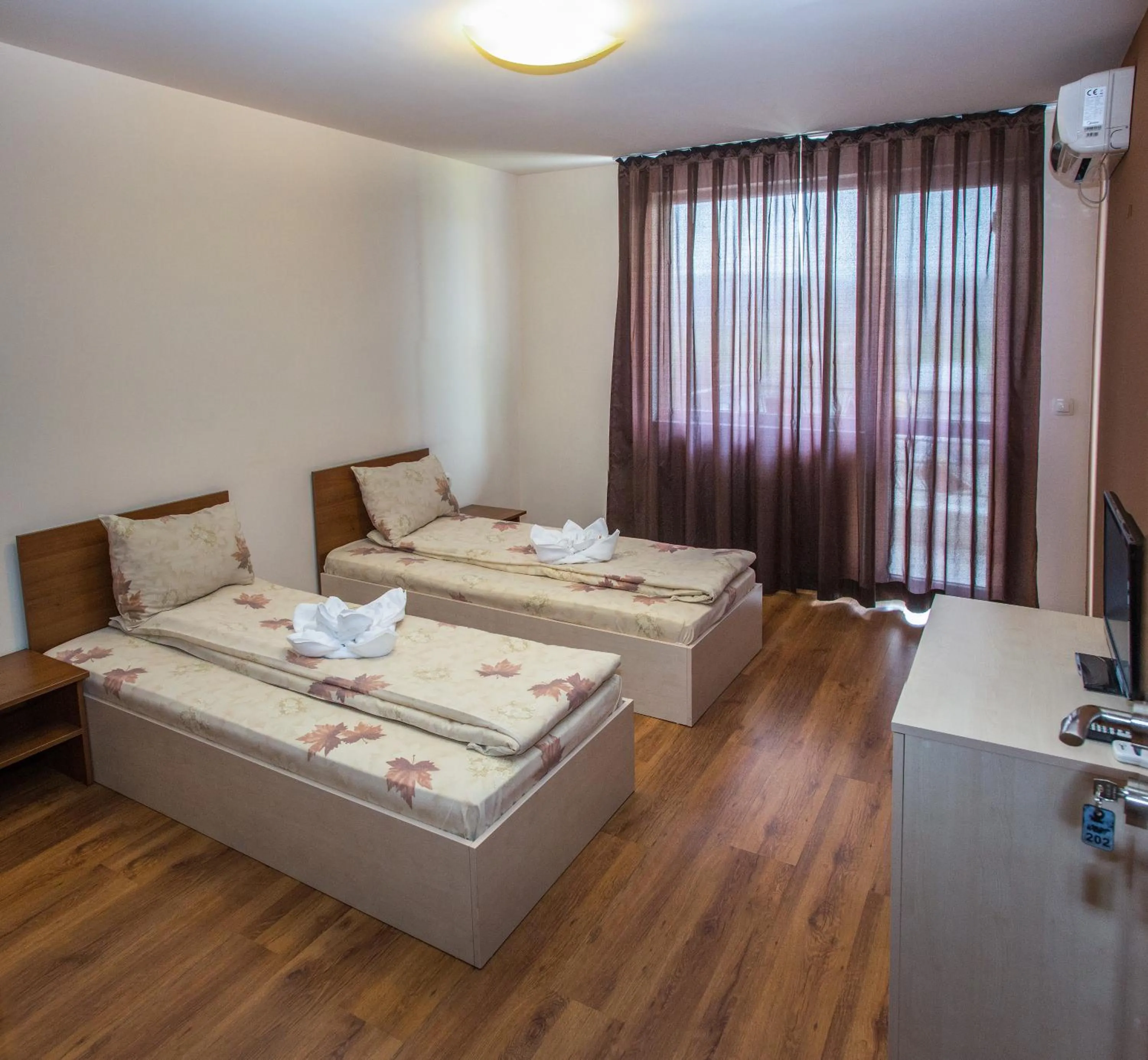 Twin Room in Hotel West