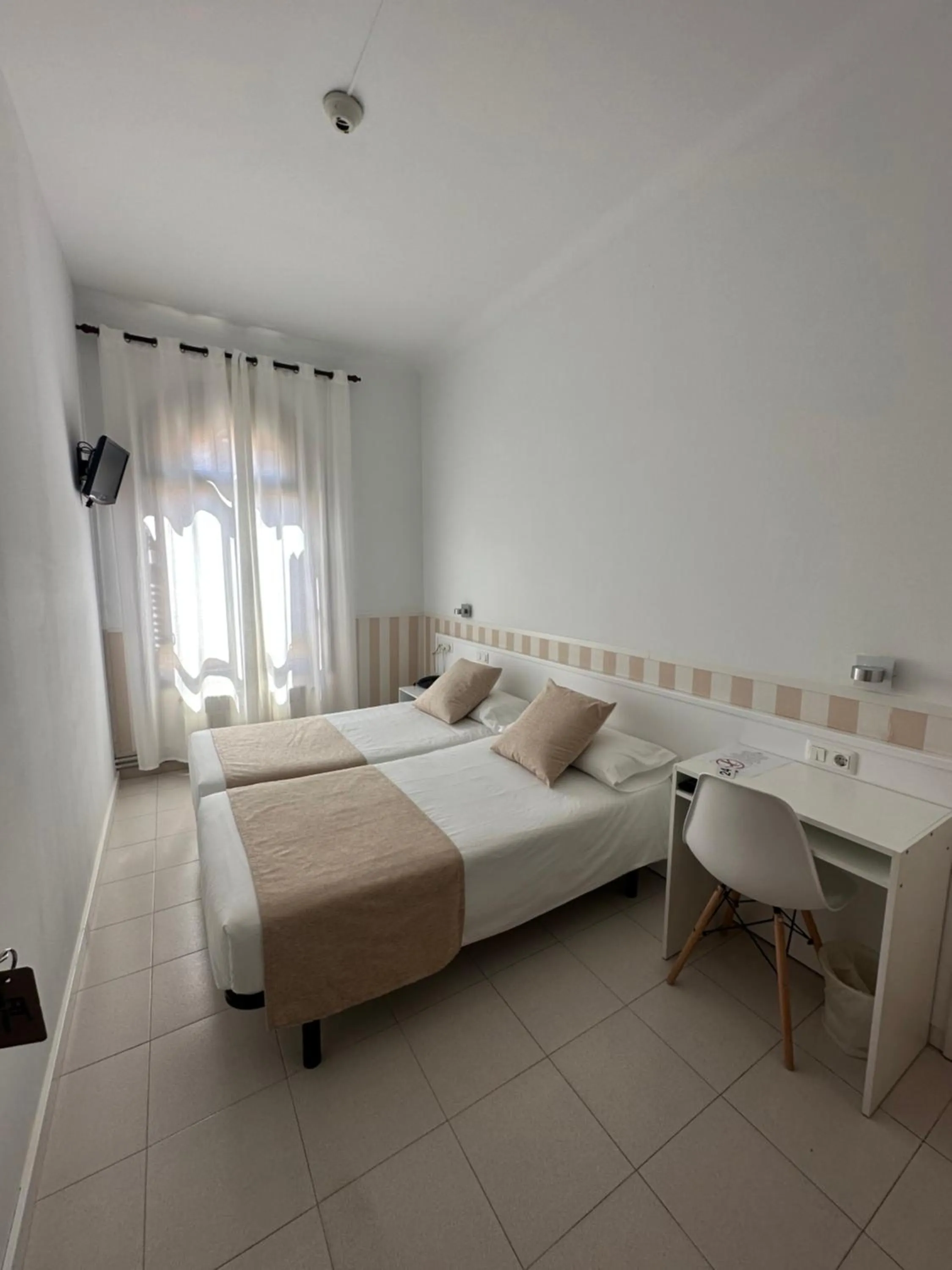 Photo of the whole room, Bed in Hotel Torino