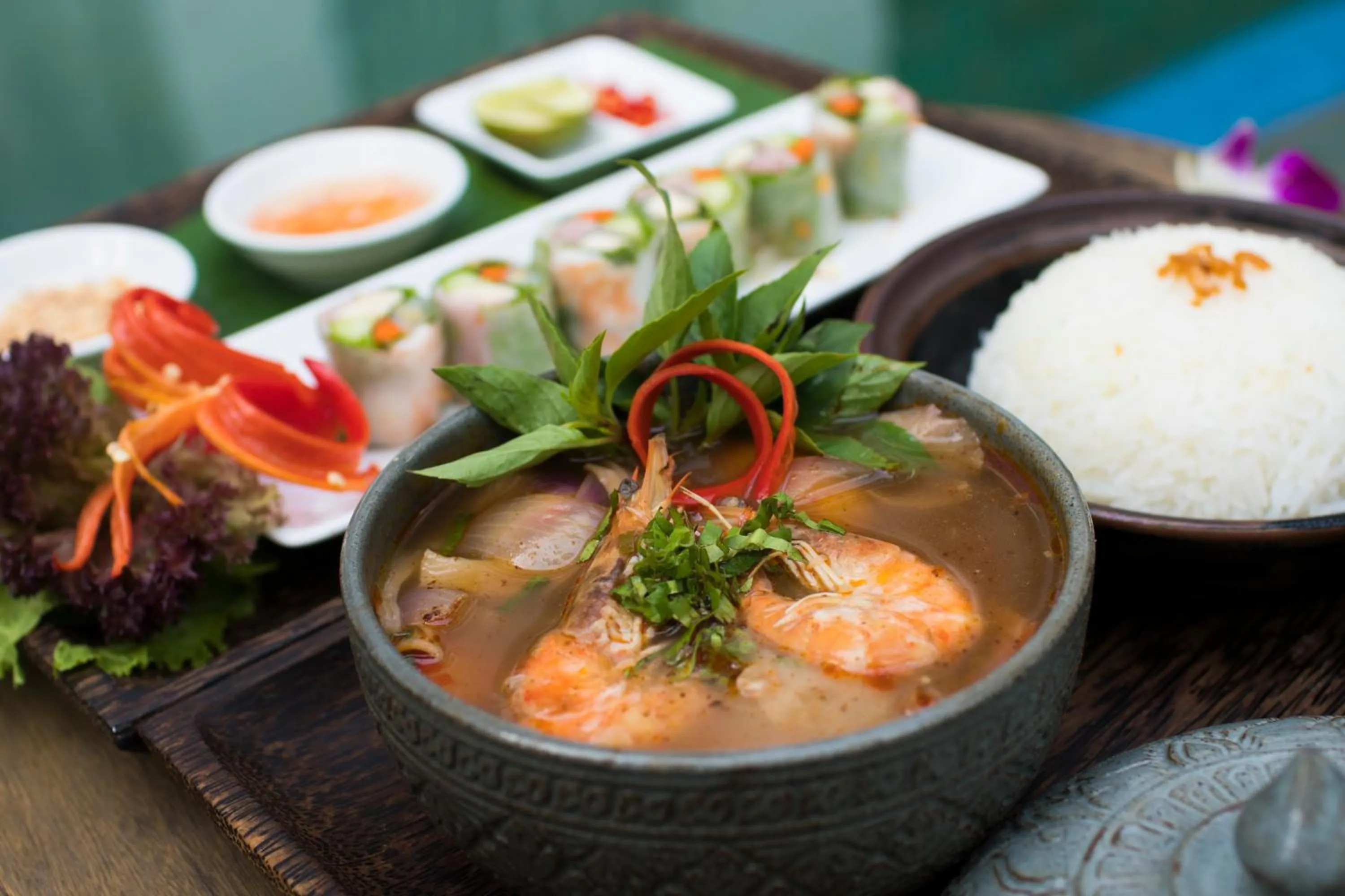 Restaurant/places to eat in SAKABAN Suite