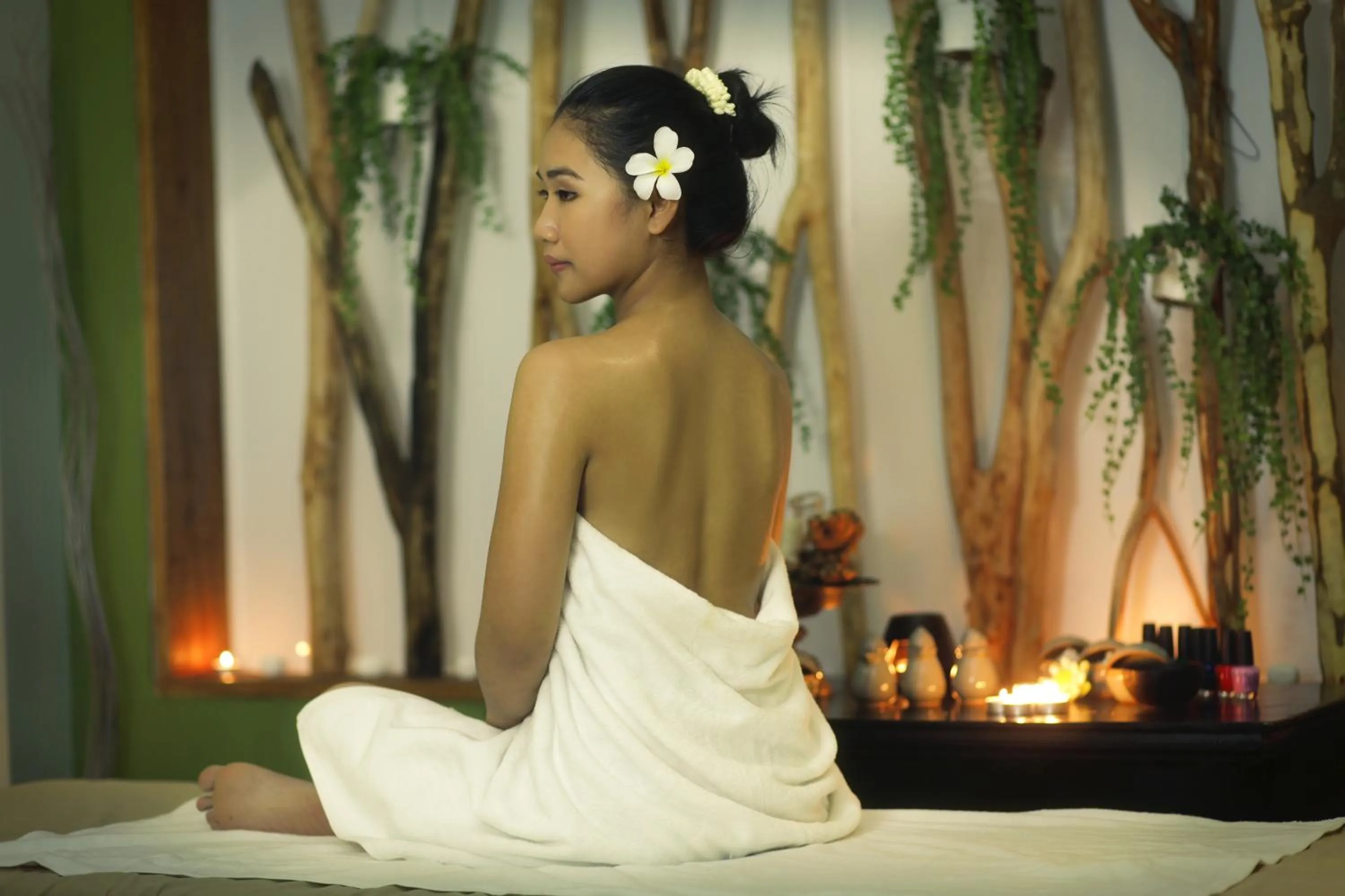 Massage in SAKABAN Suite