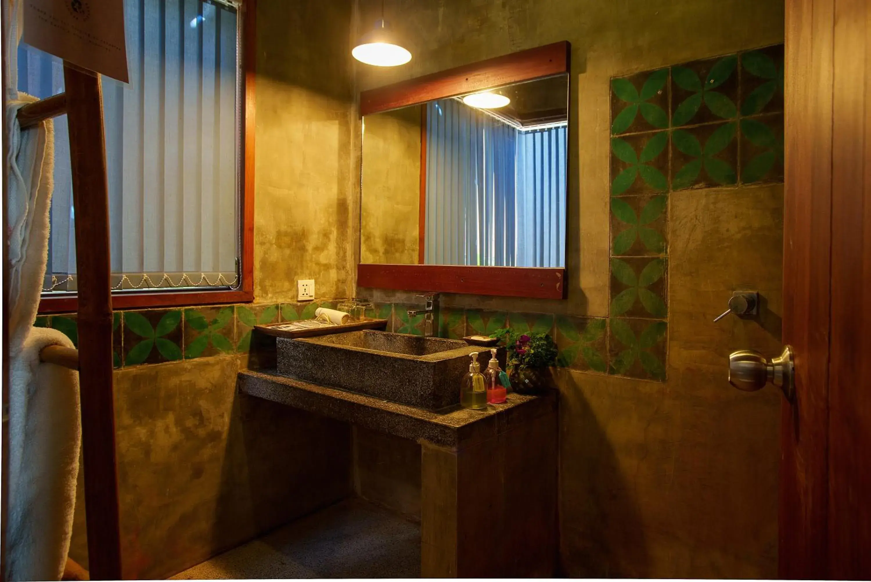 Double Room with Pool View in SAKABAN Suite Double Room with Pool View in SAKABAN Suite