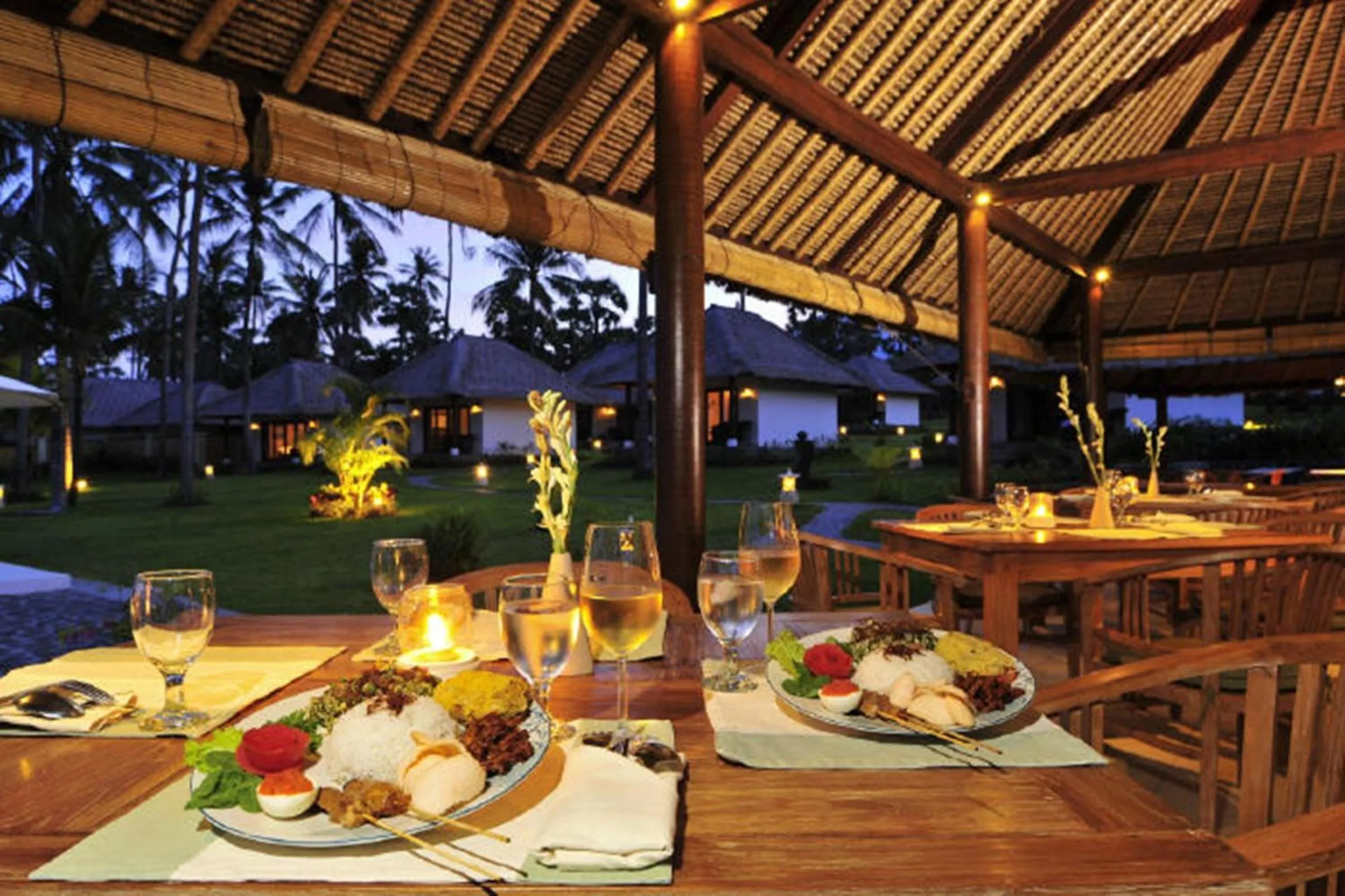 Restaurant/places to eat in Kubu Indah Dive & Spa Resort