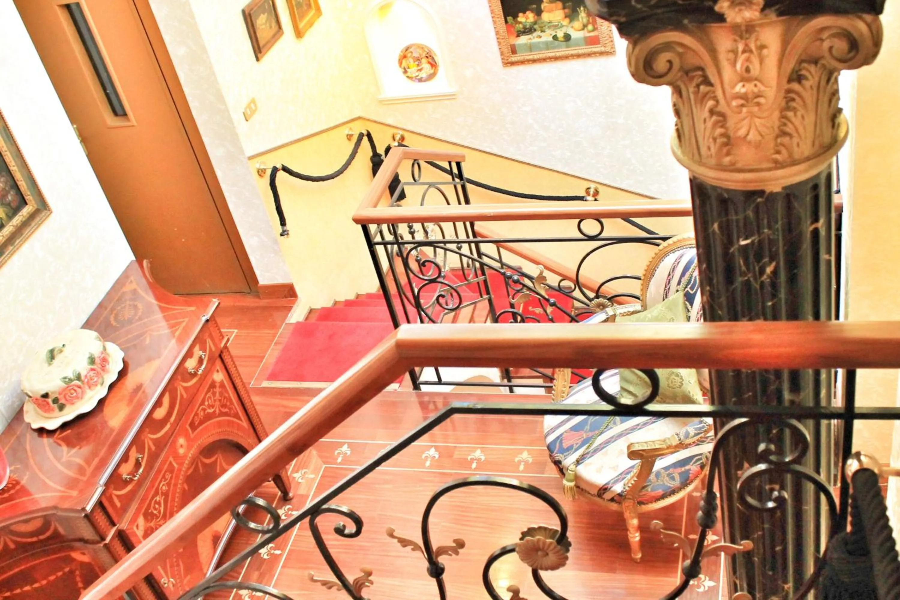 Other in Di Rienzo Pantheon Palace