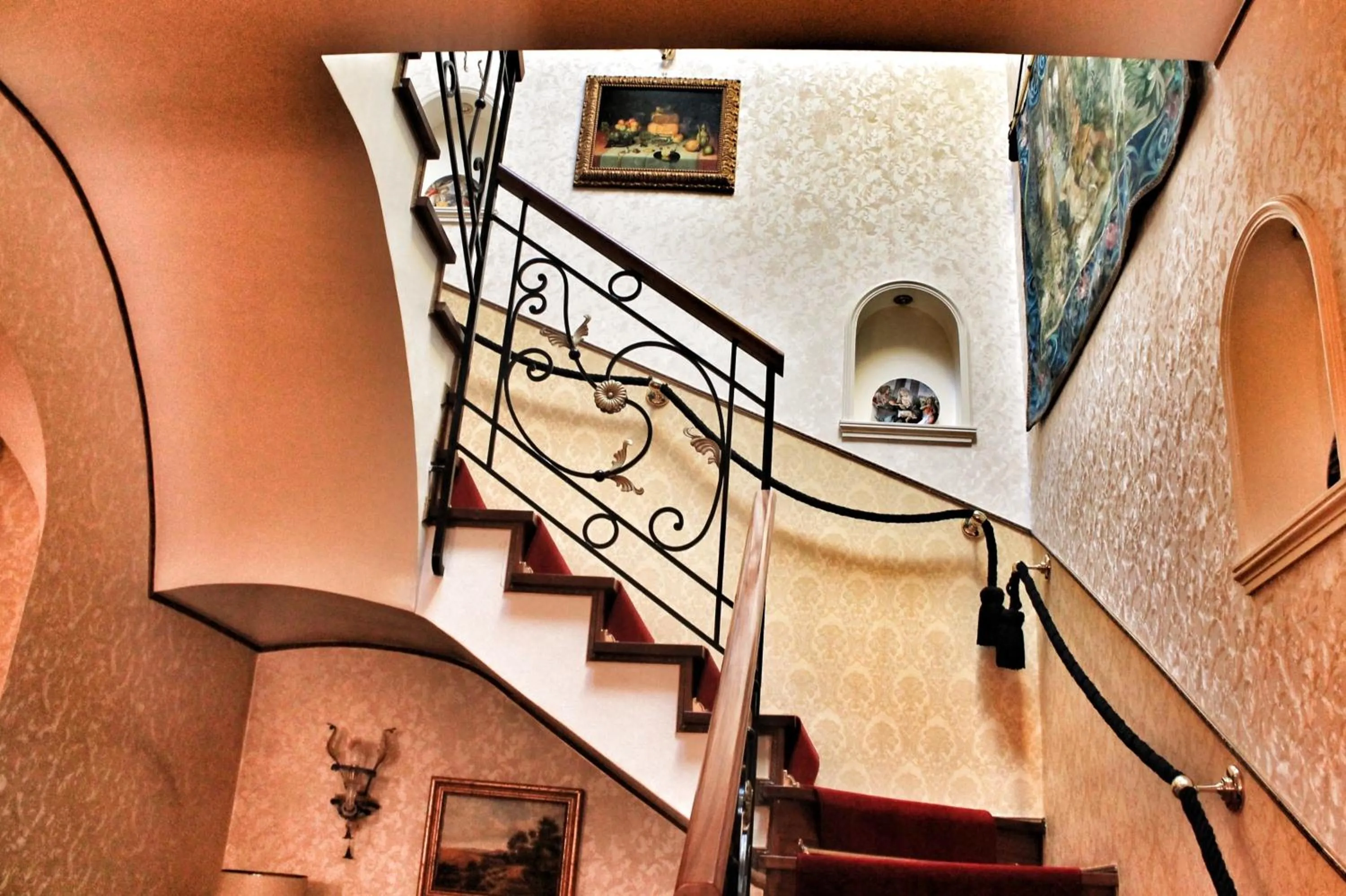 Decorative detail in Di Rienzo Pantheon Palace