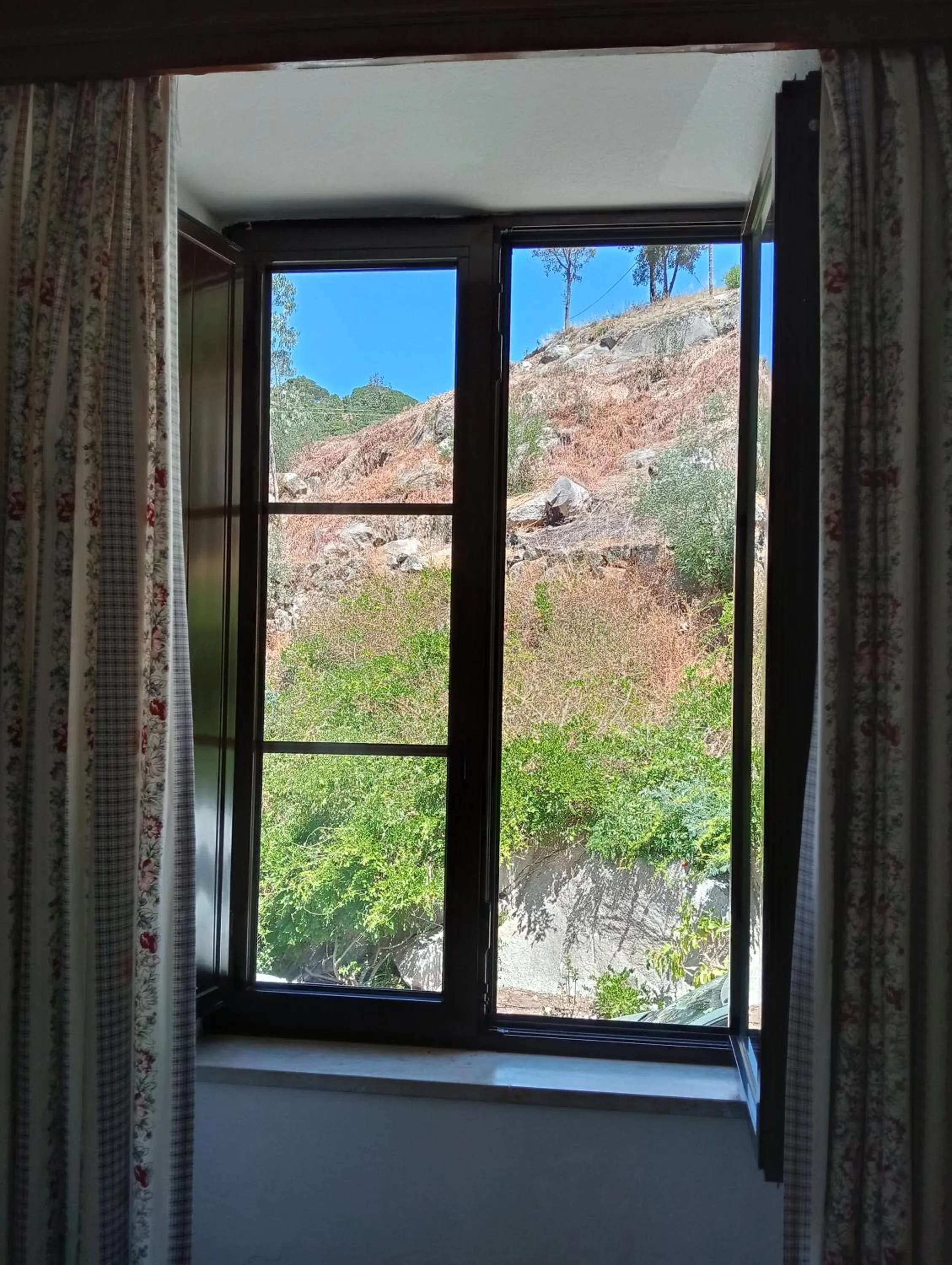 Mountain view in Albergaria do Lageado