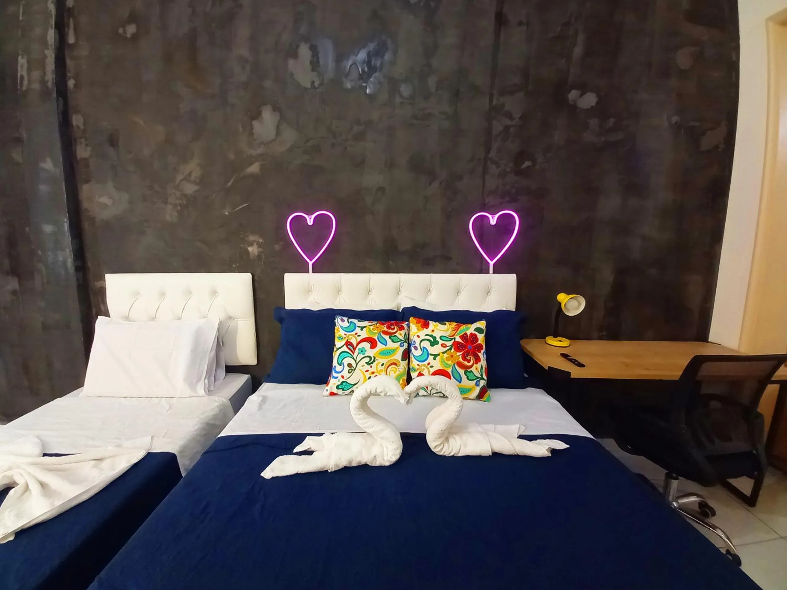 Bed in Espaçoso apto na Praia de Copacabana TC1010