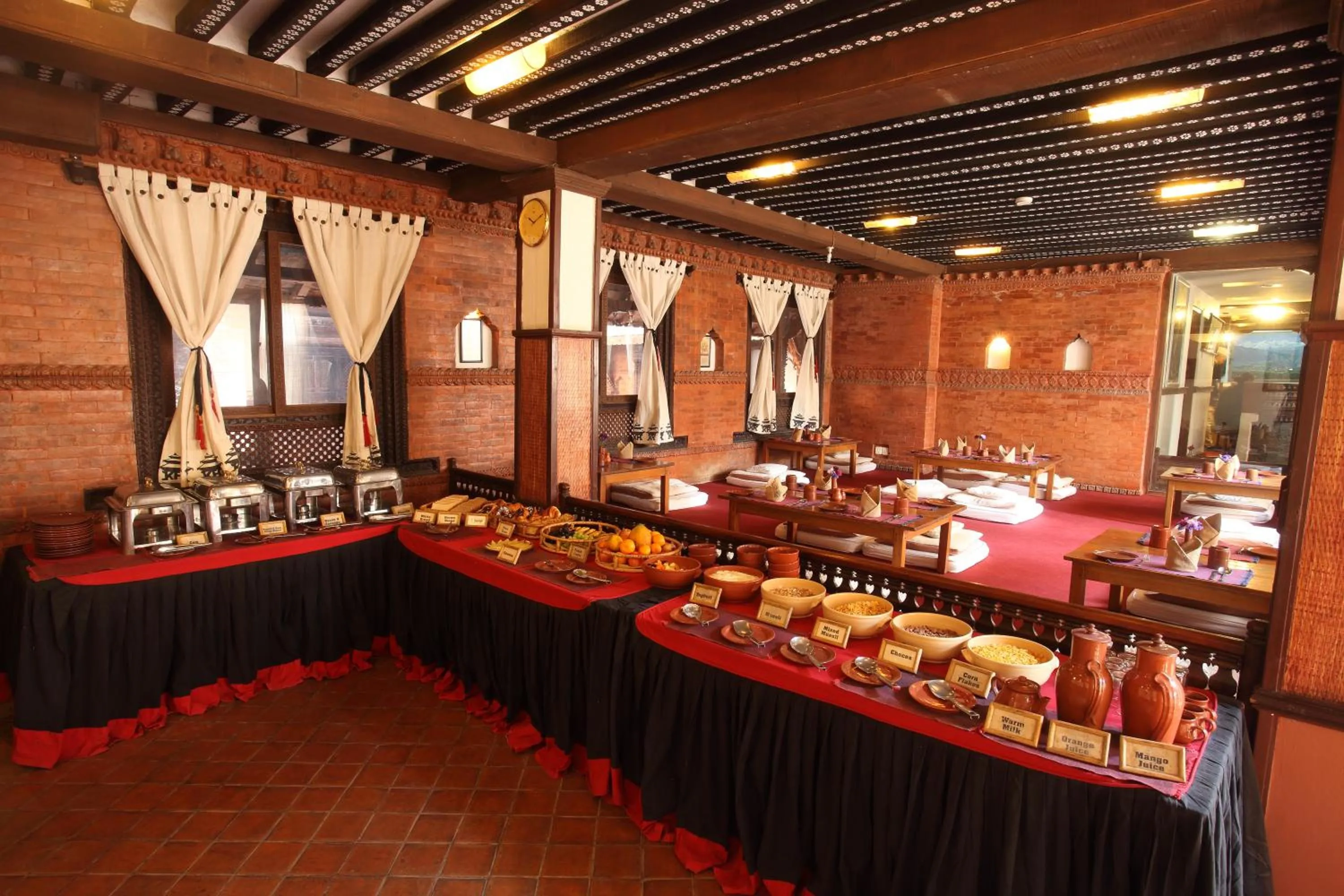 Food and drinks in Kantipur Temple House