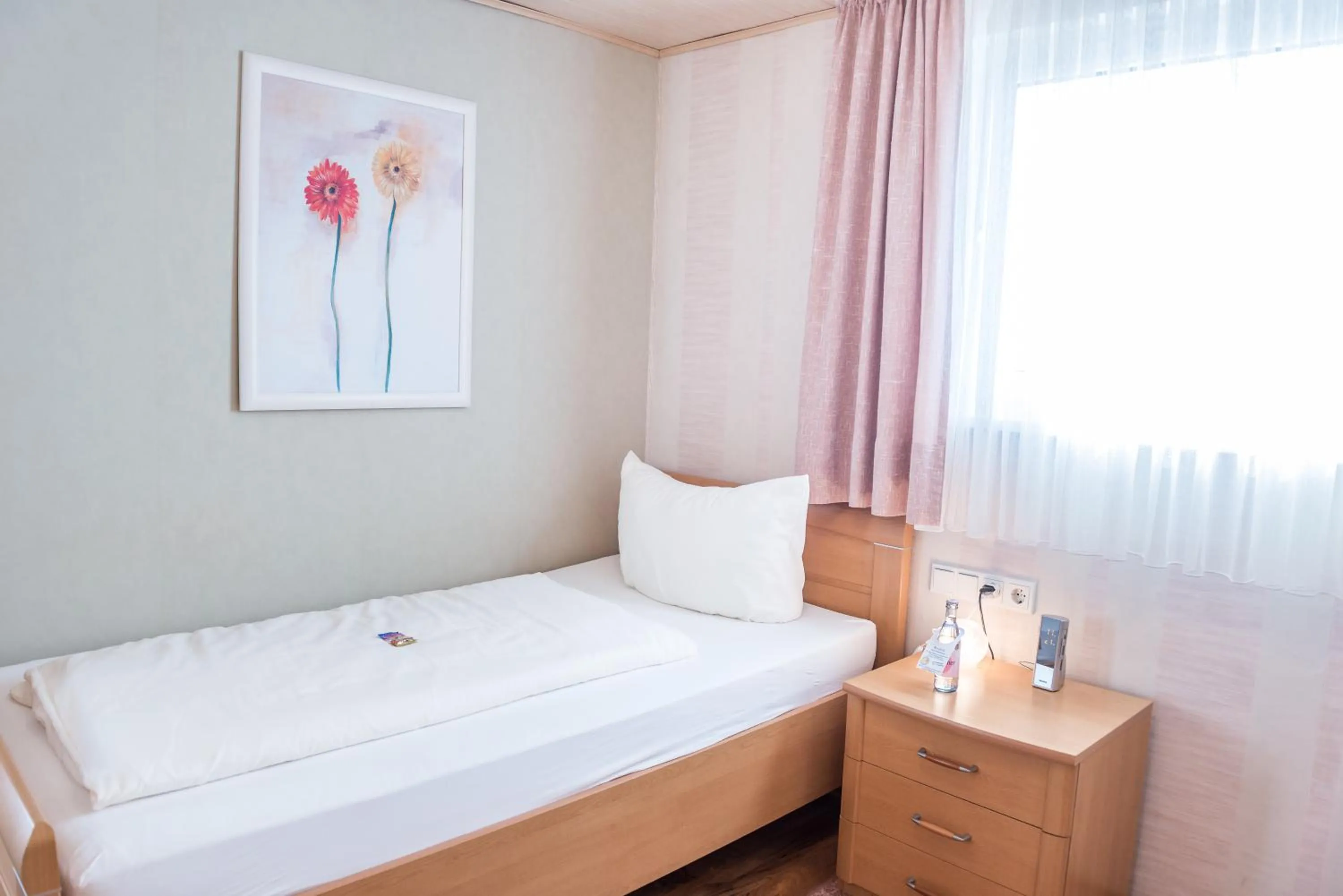 Bedroom, Bed in Hotel Burgblick