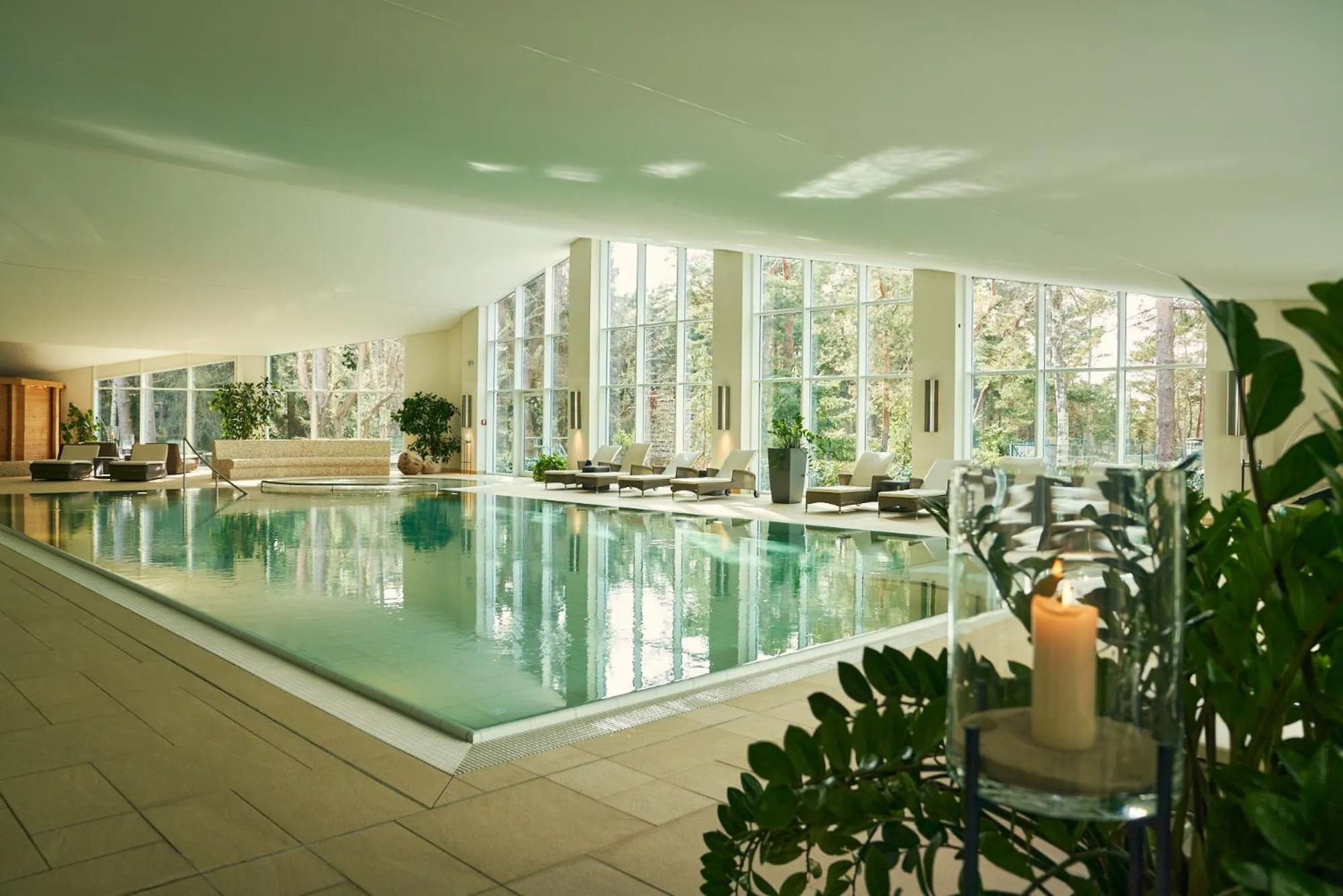 Swimming pool in Strandhotel Fischland