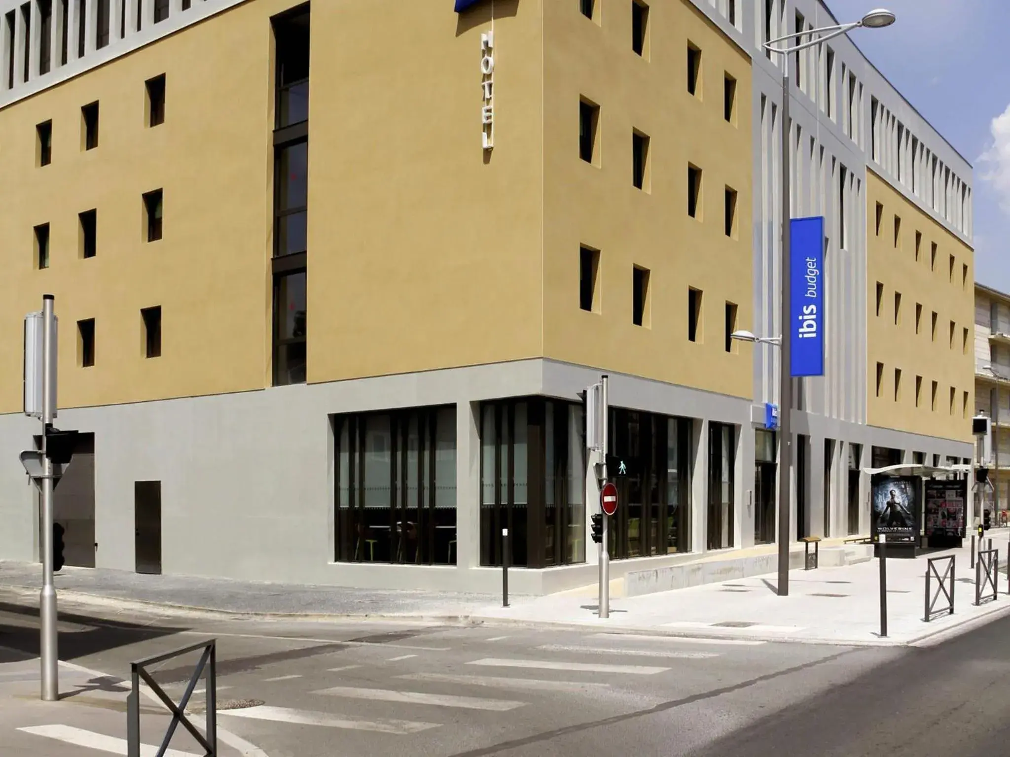 Property building in ibis budget Gare de Poitiers Property building in ibis budget Gare de Poitiers