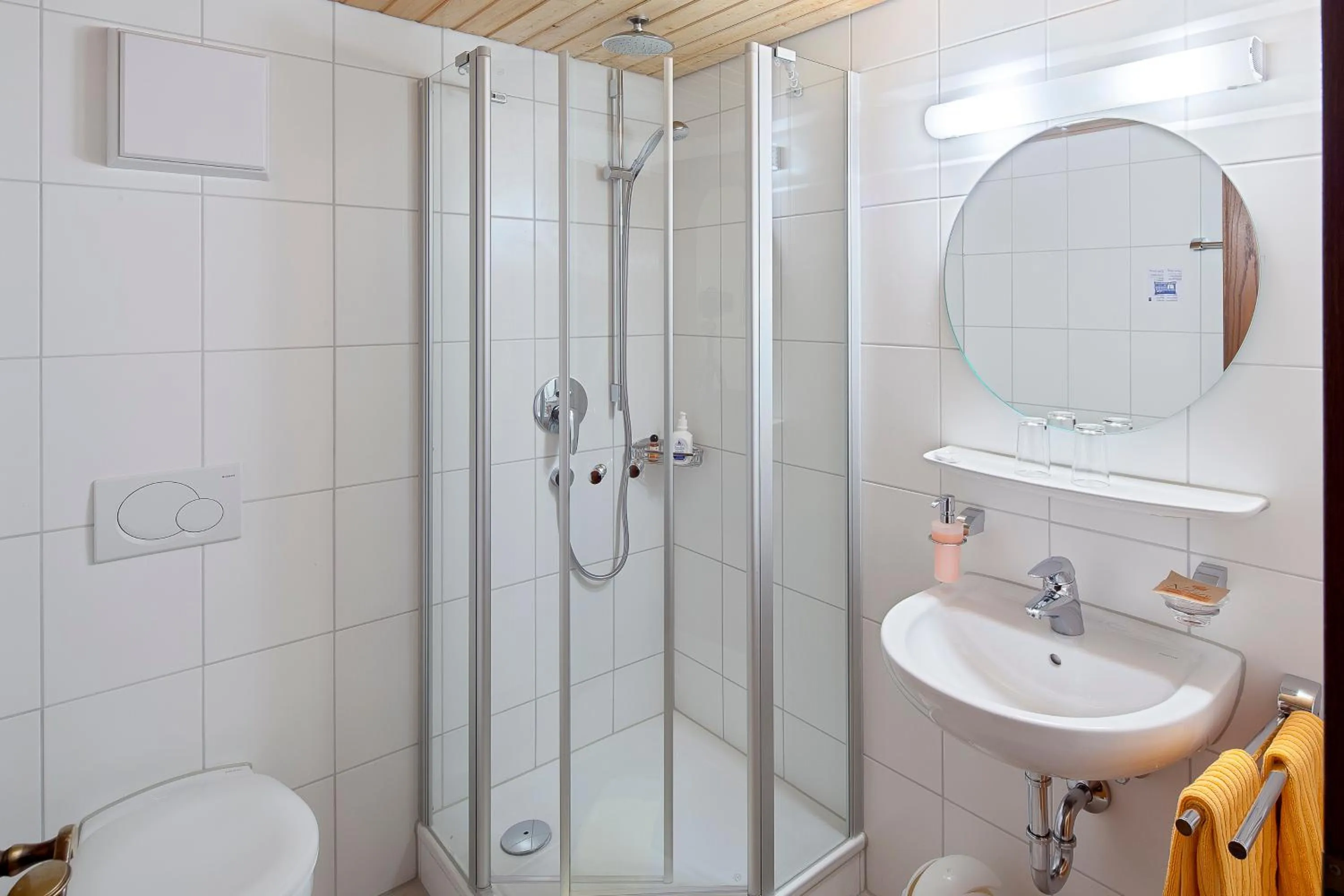 Bathroom in Hotel Gasthof Post